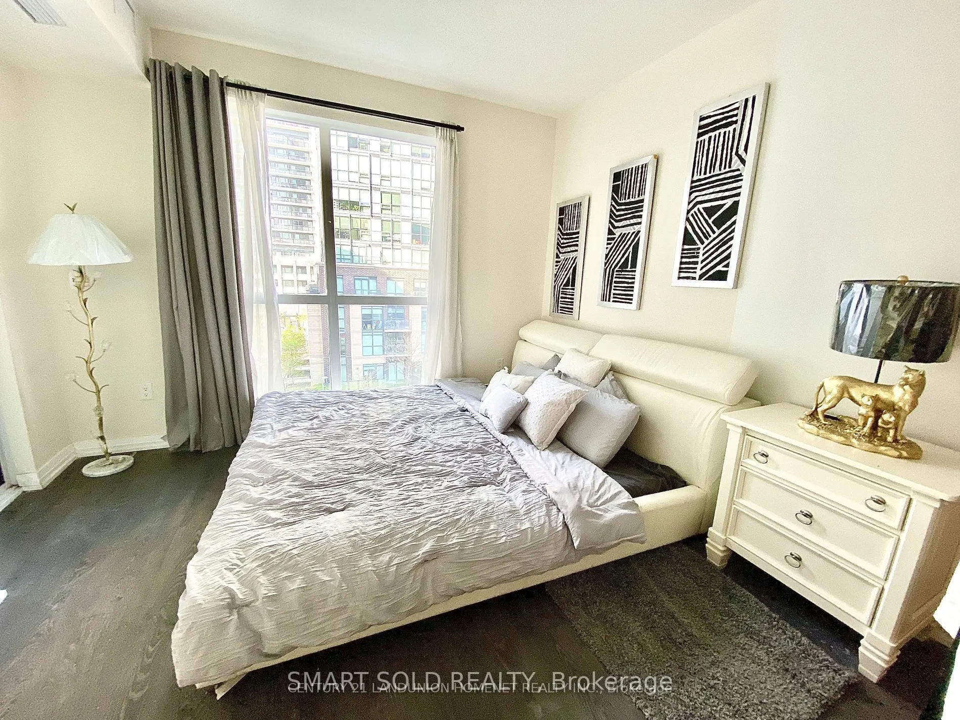 50 Thomas Riley Road, #422