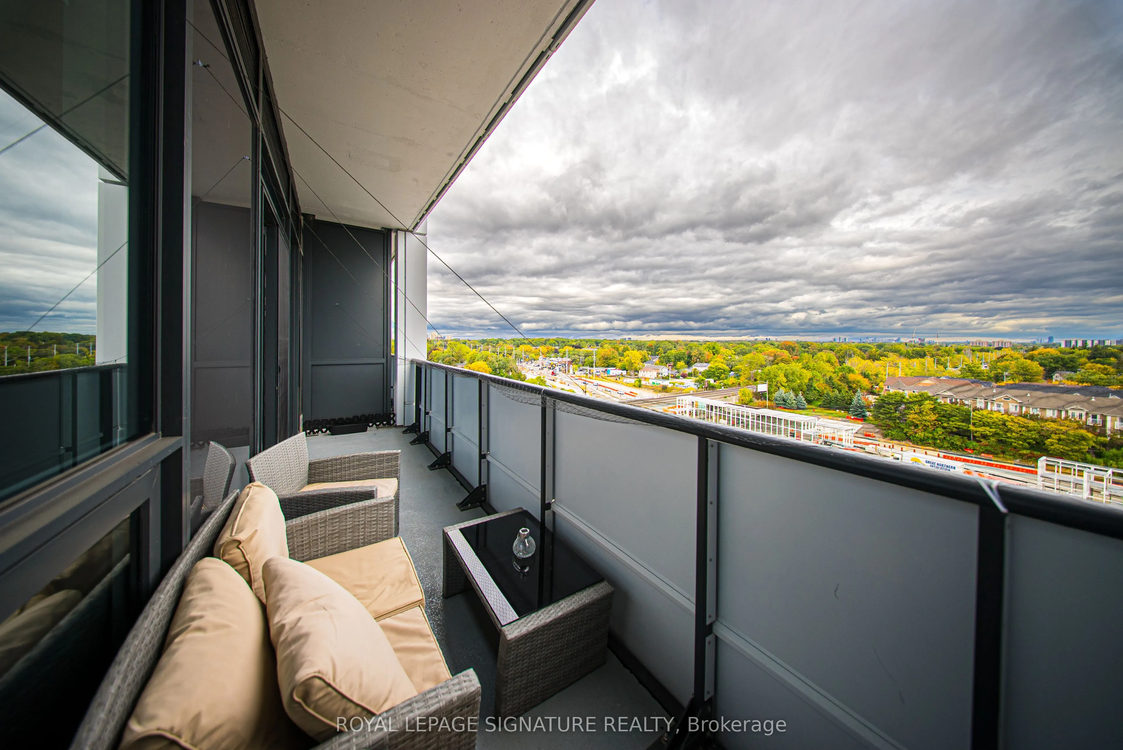 28 Ann Street, #802
