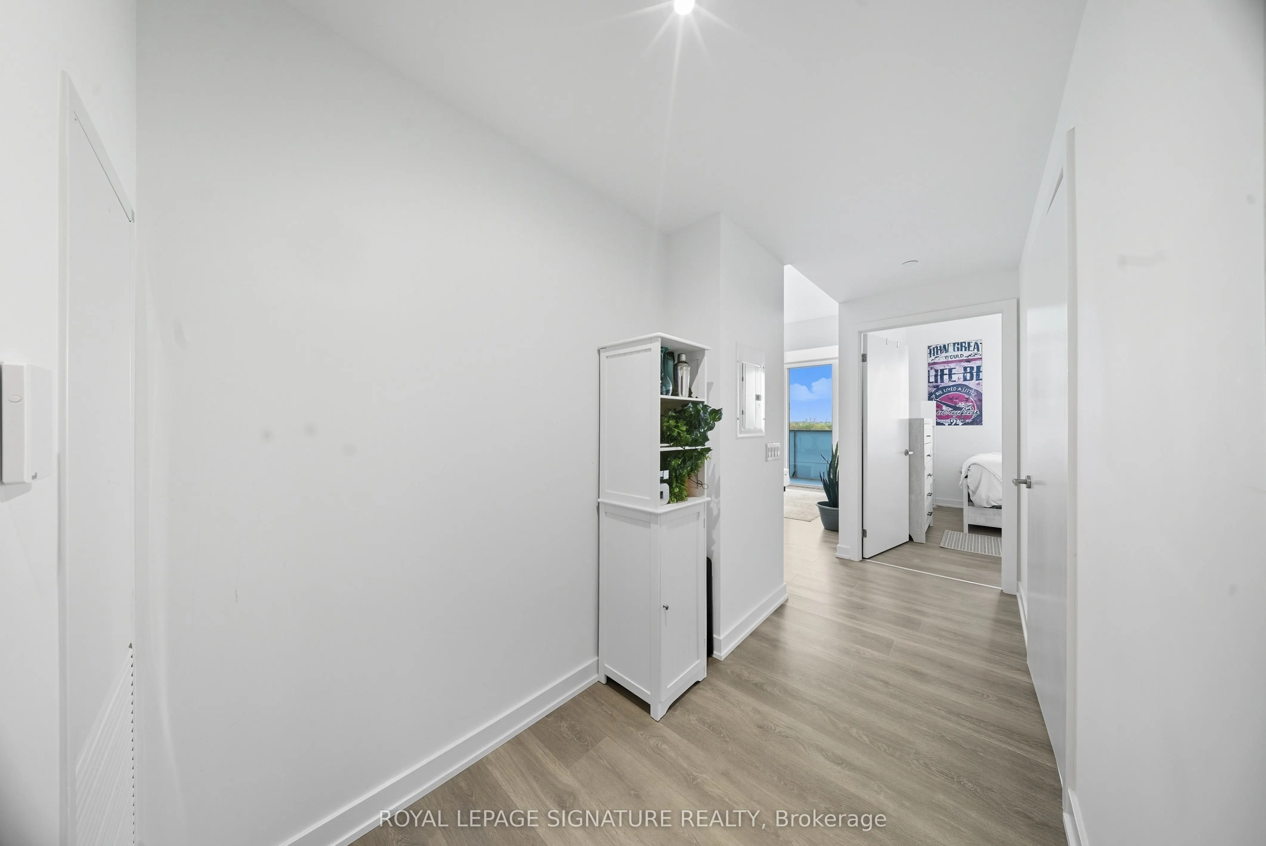 28 Ann Street, #802