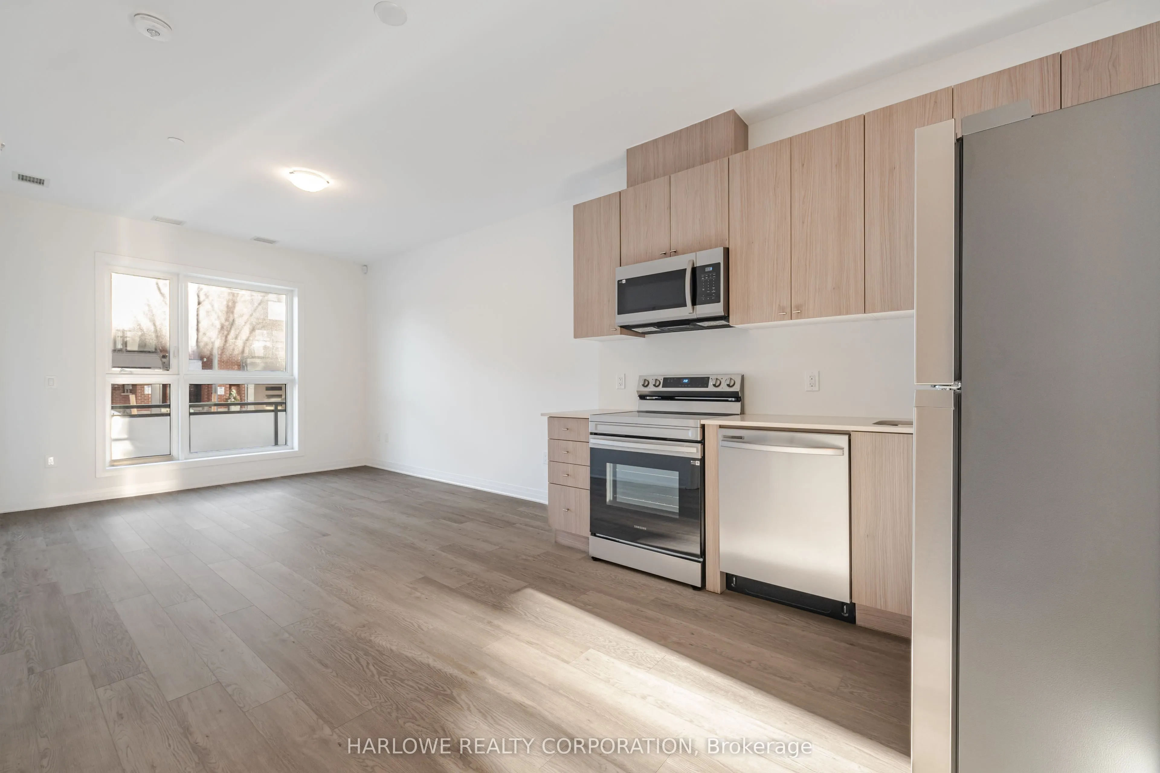 480 Gordon Krantz Avenue, #101
