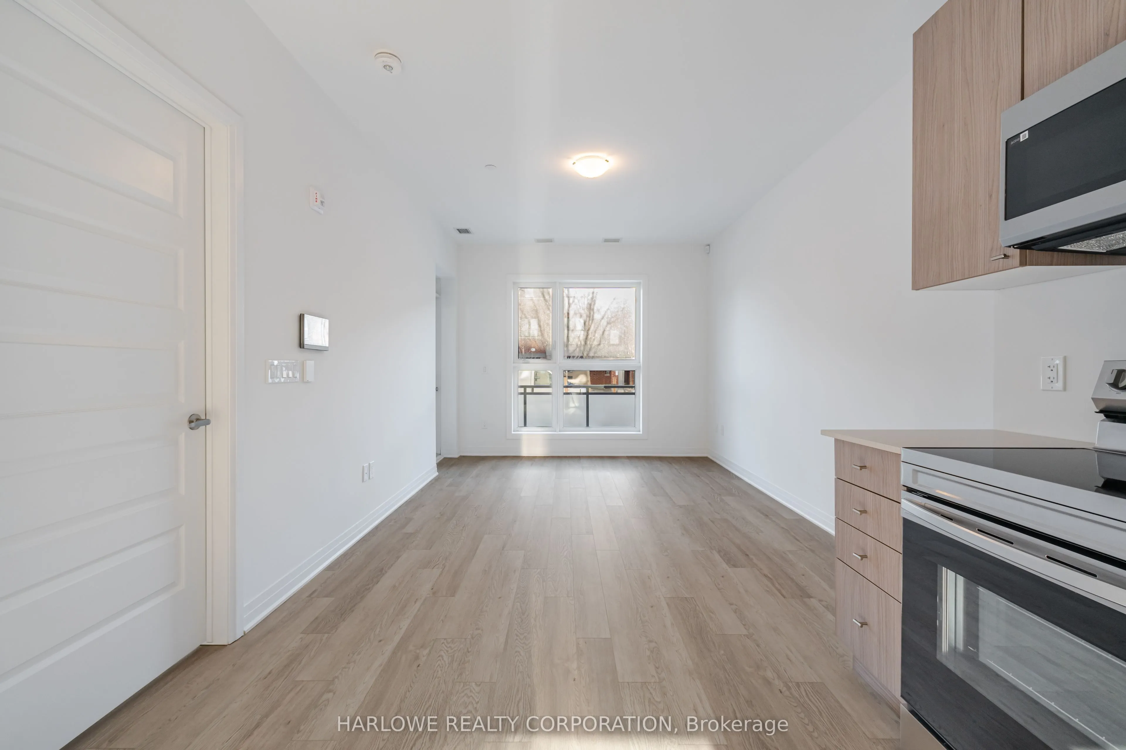480 Gordon Krantz Avenue, #101