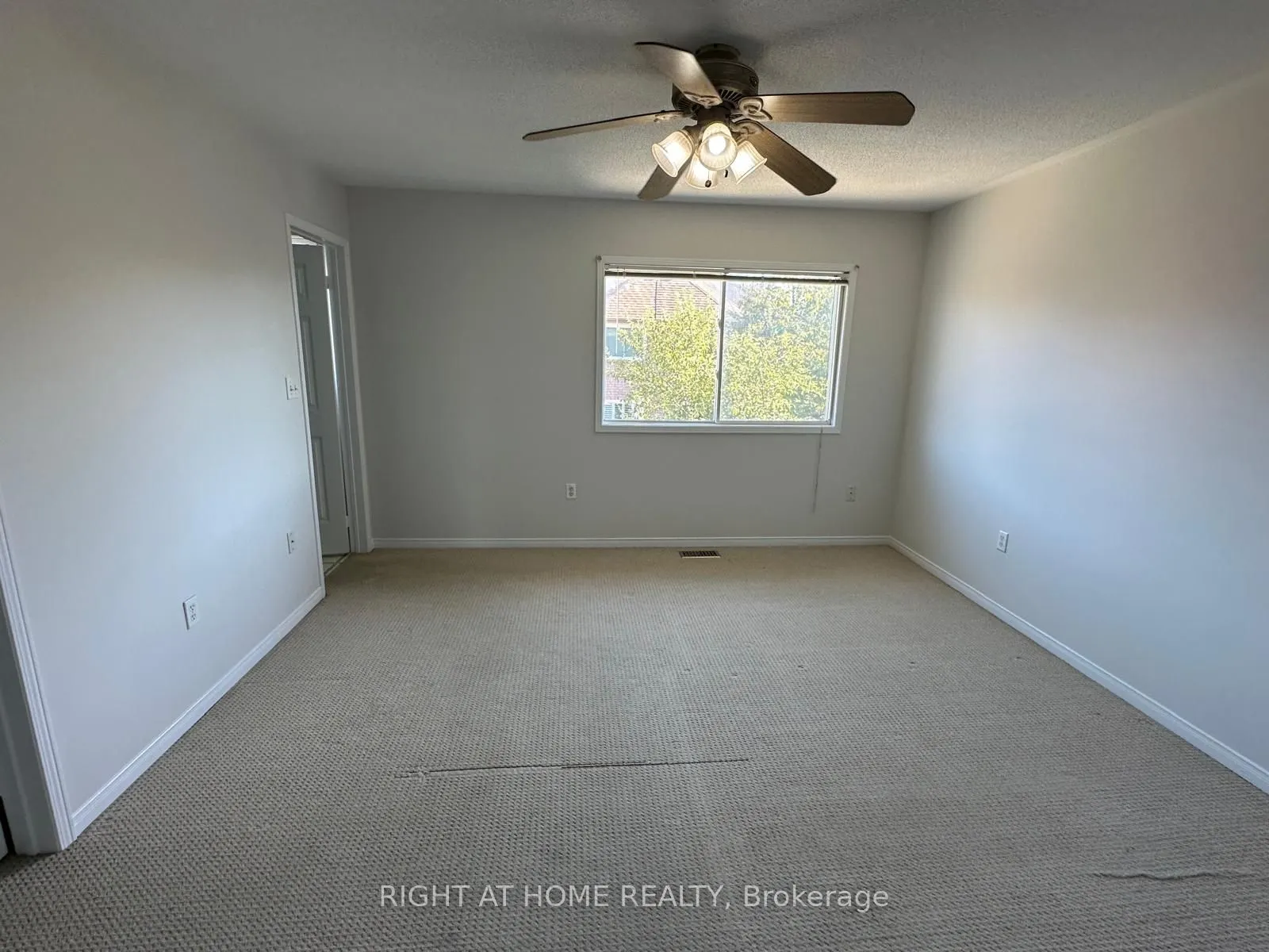3368 Scotch Pine Gate
