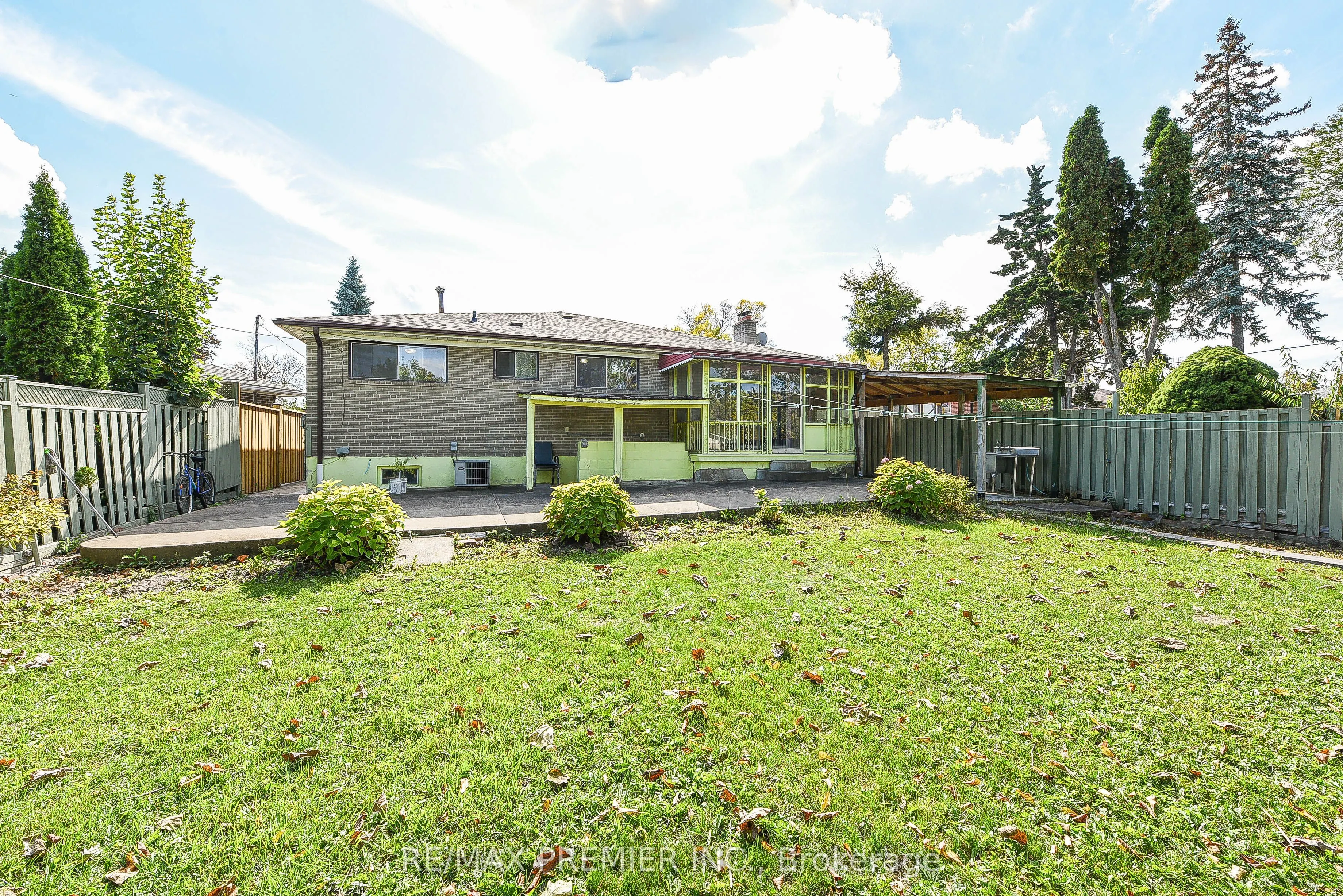 35 Taysham Crescent
