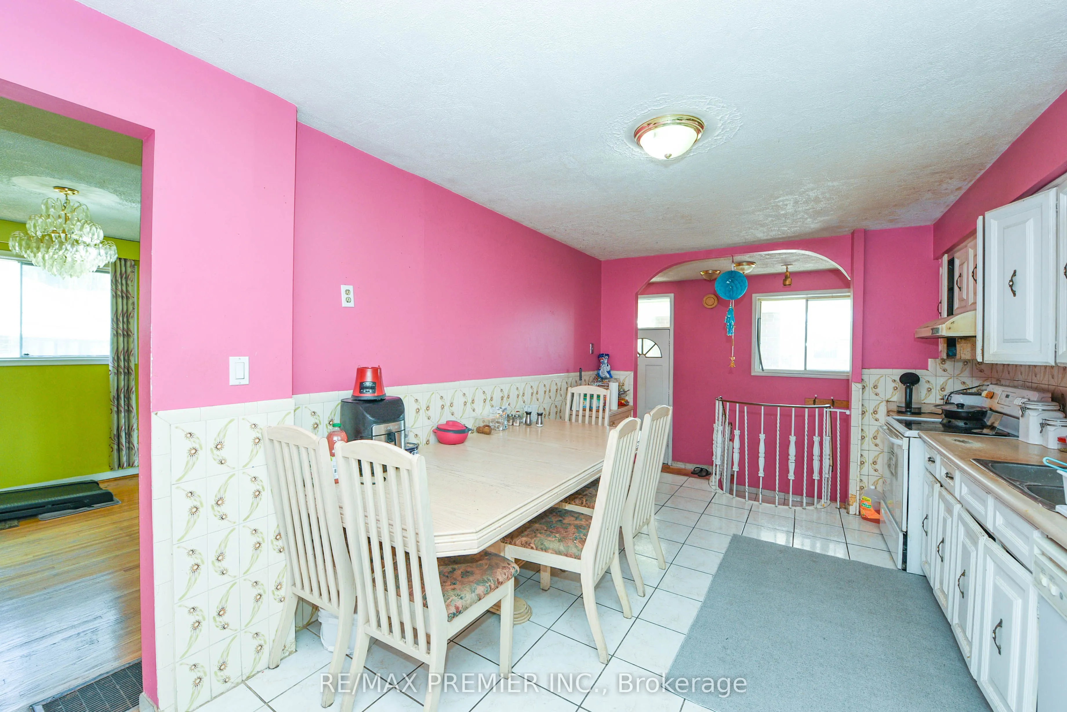 35 Taysham Crescent