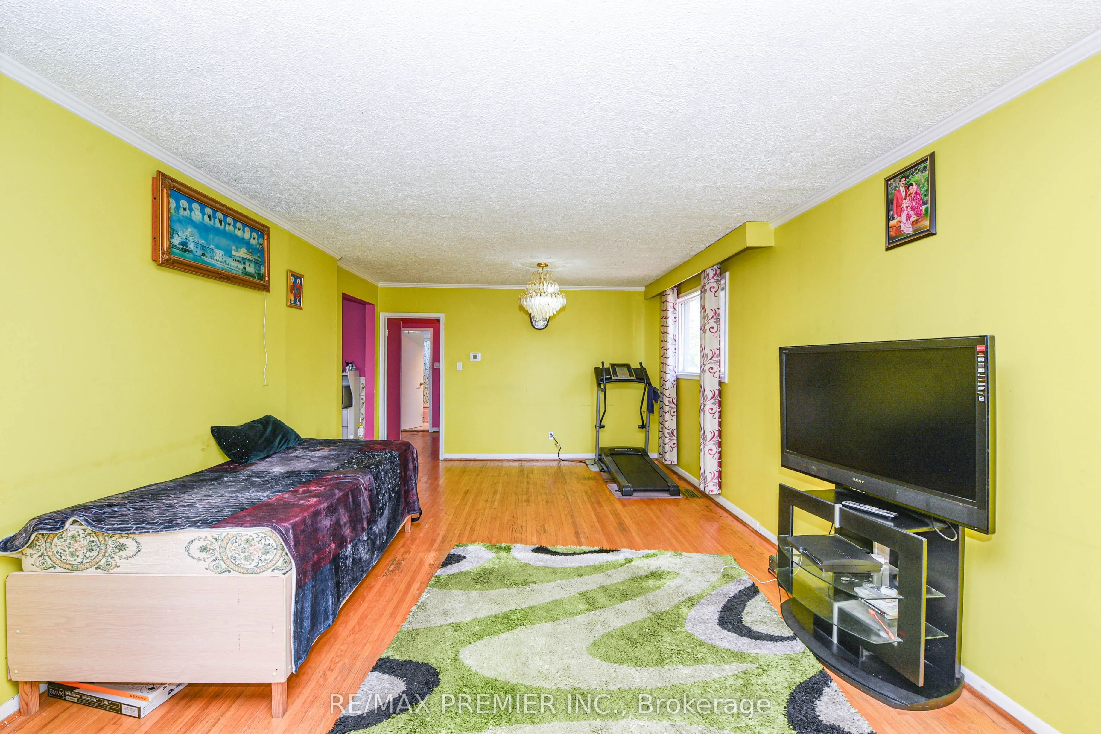 35 Taysham Crescent