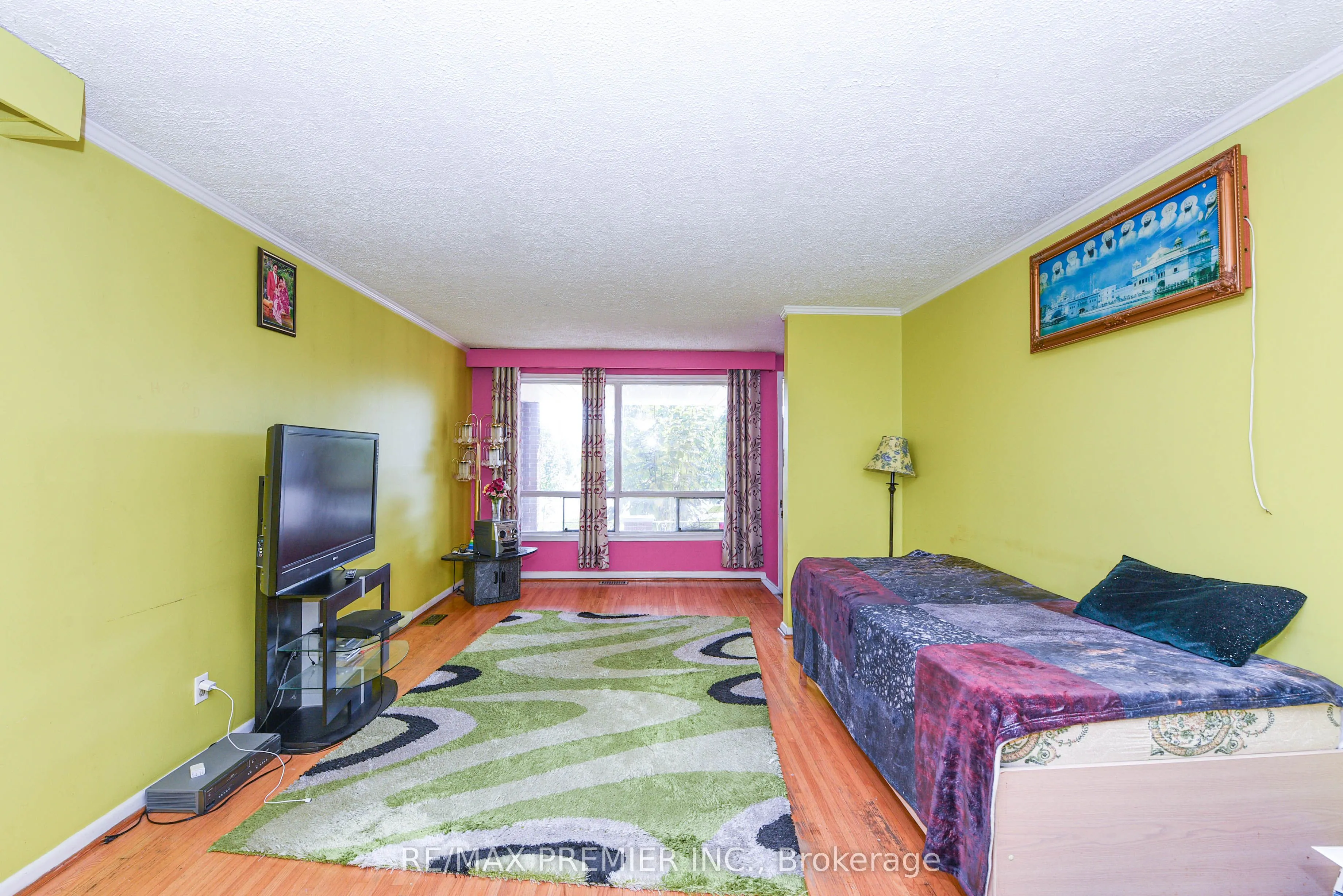 35 Taysham Crescent
