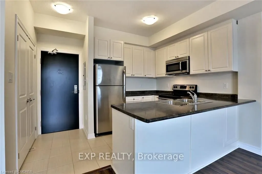 2339 Sawgrass Drive, #306