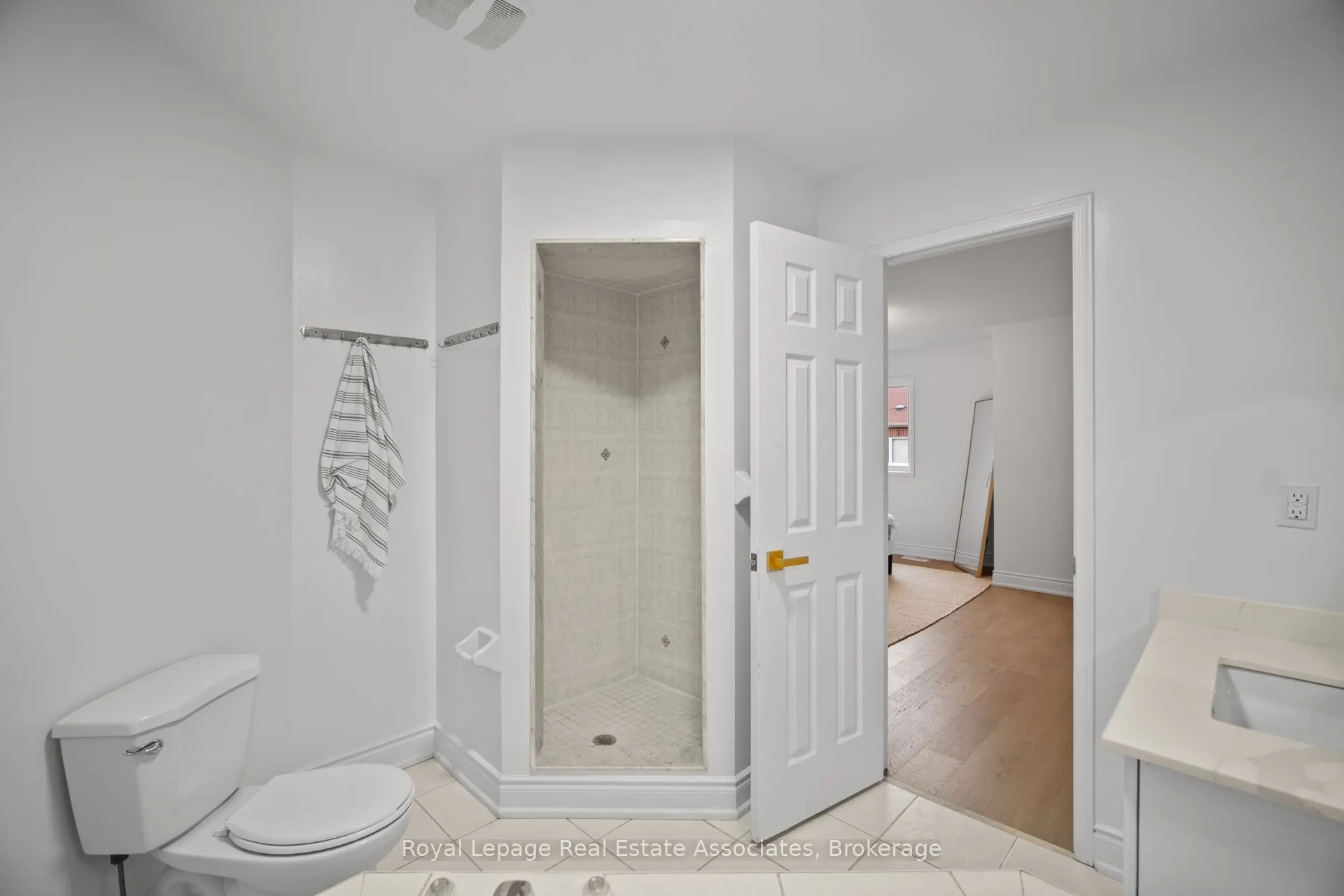 580 Courtney Valley Road