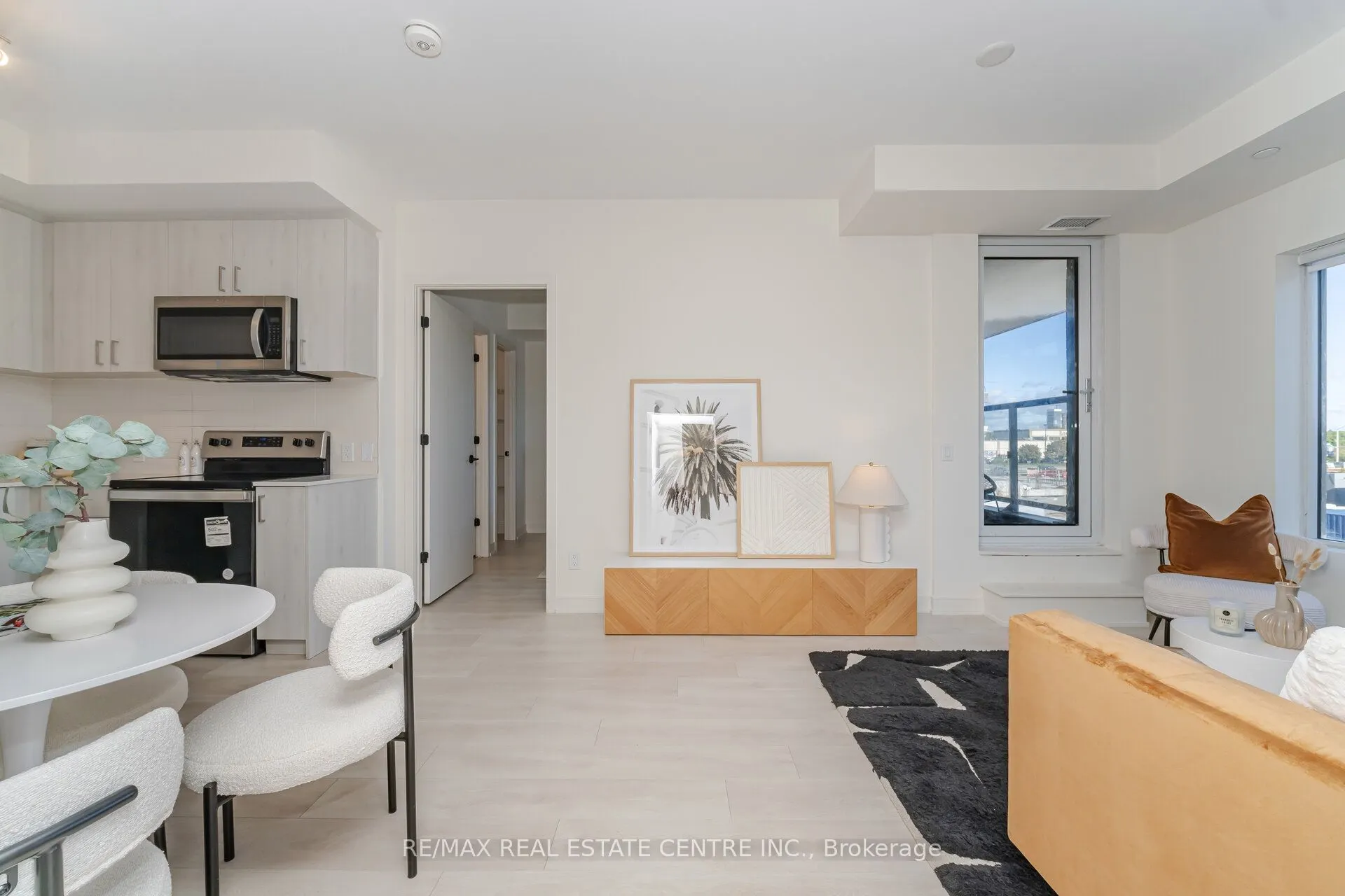 8010 Derry Road, #201