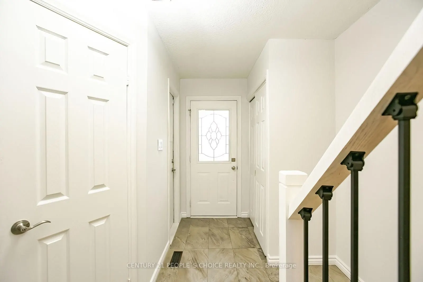 240 Simmons Boulevard