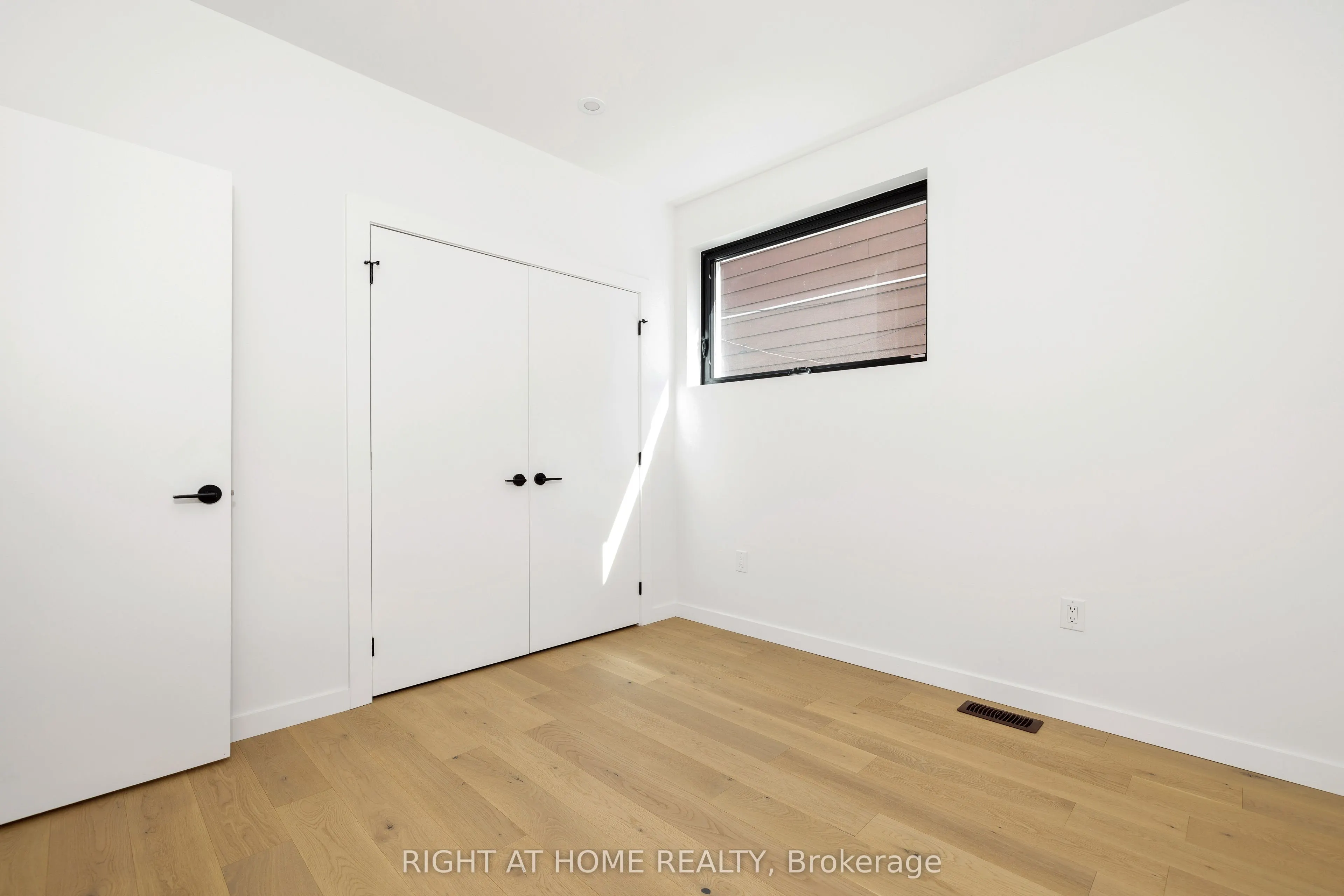 86 Lansdowne Avenue, #Unit #2