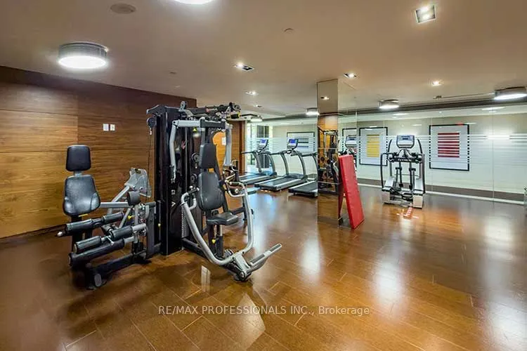 1 Valhalla Inn Road, #1202
