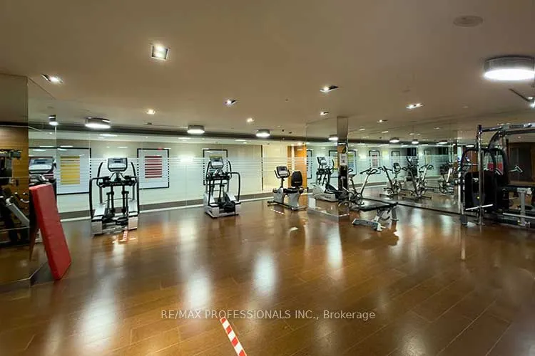 1 Valhalla Inn Road, #1202