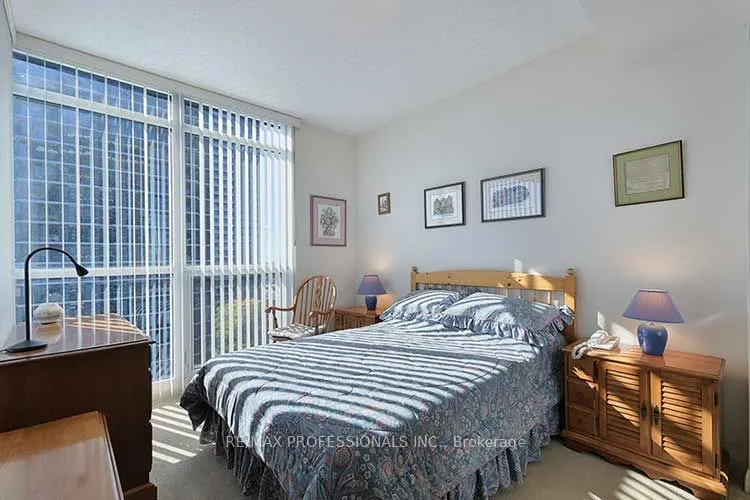 1 Valhalla Inn Road, #1202