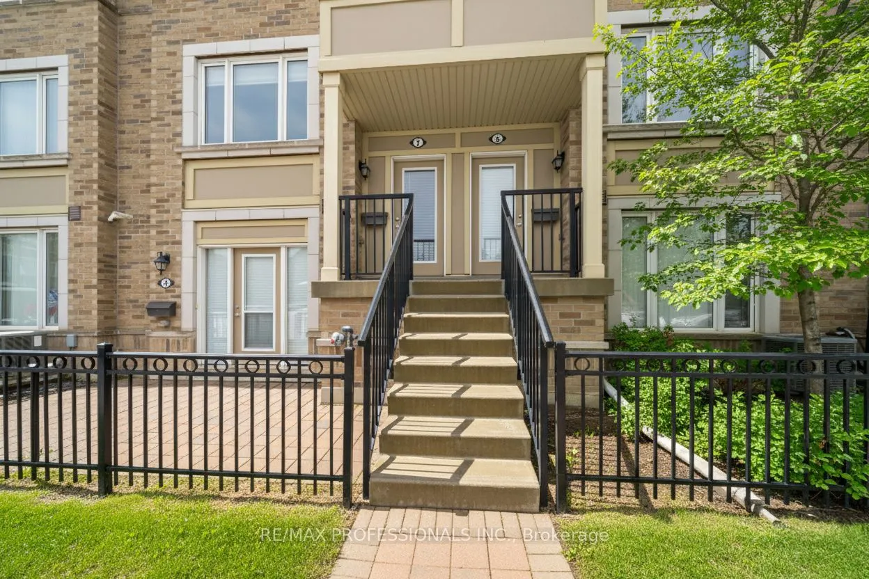 3135 Boxford Crescent, #7