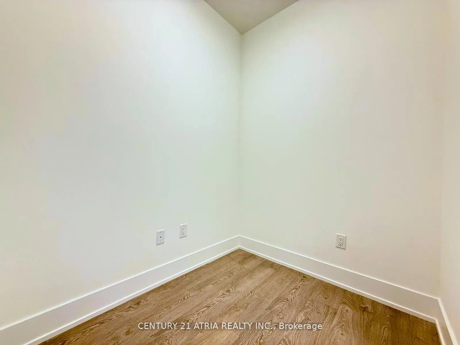 259 The Kingsway, #106