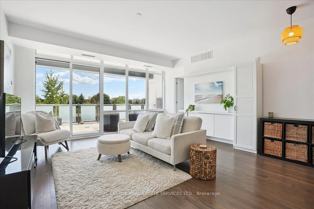 3028 Creekshore Common, #105