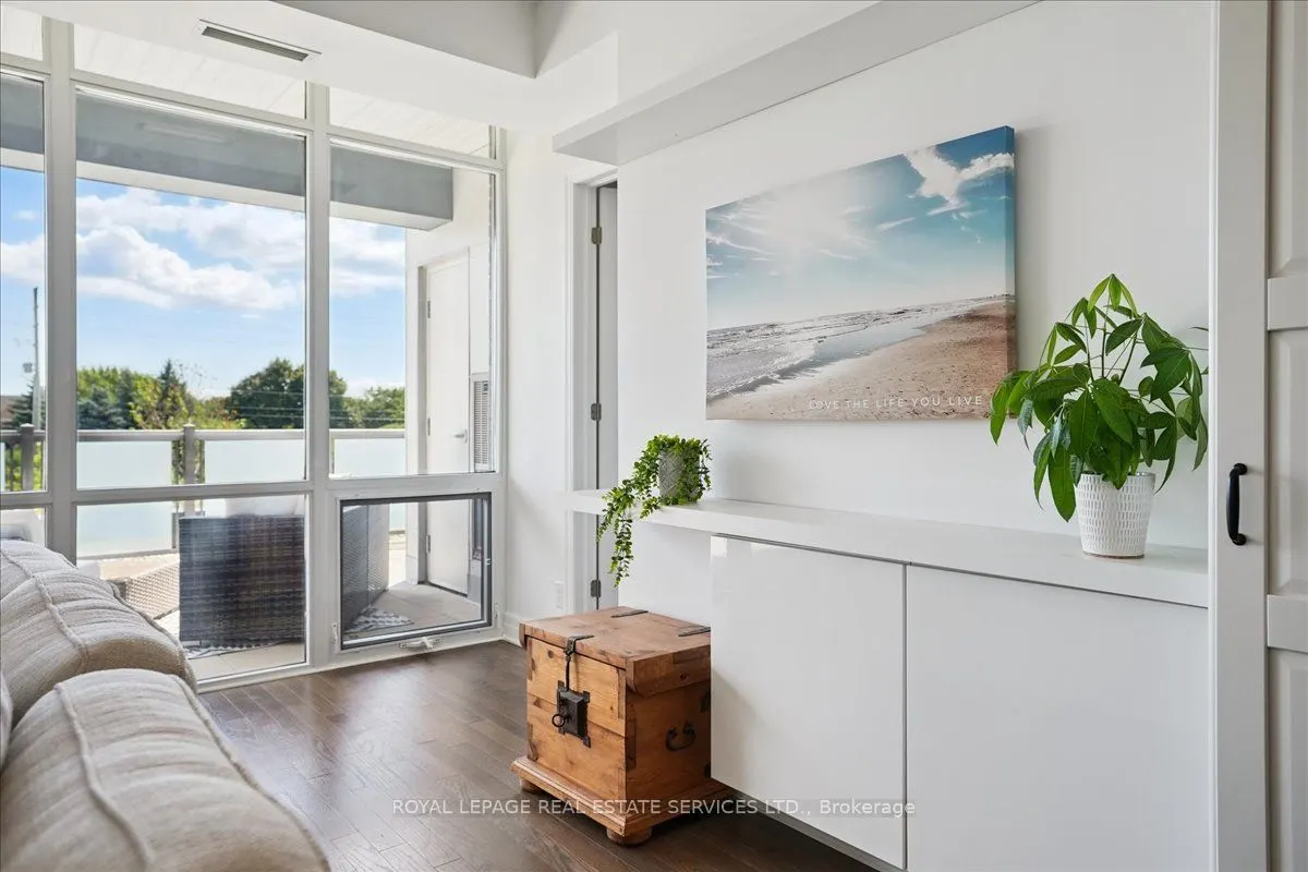 3028 Creekshore Common, #105