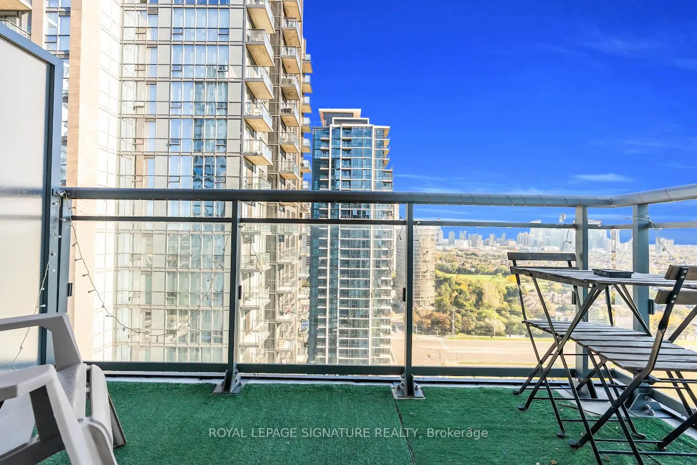5033 Four Springs Avenue, #1811