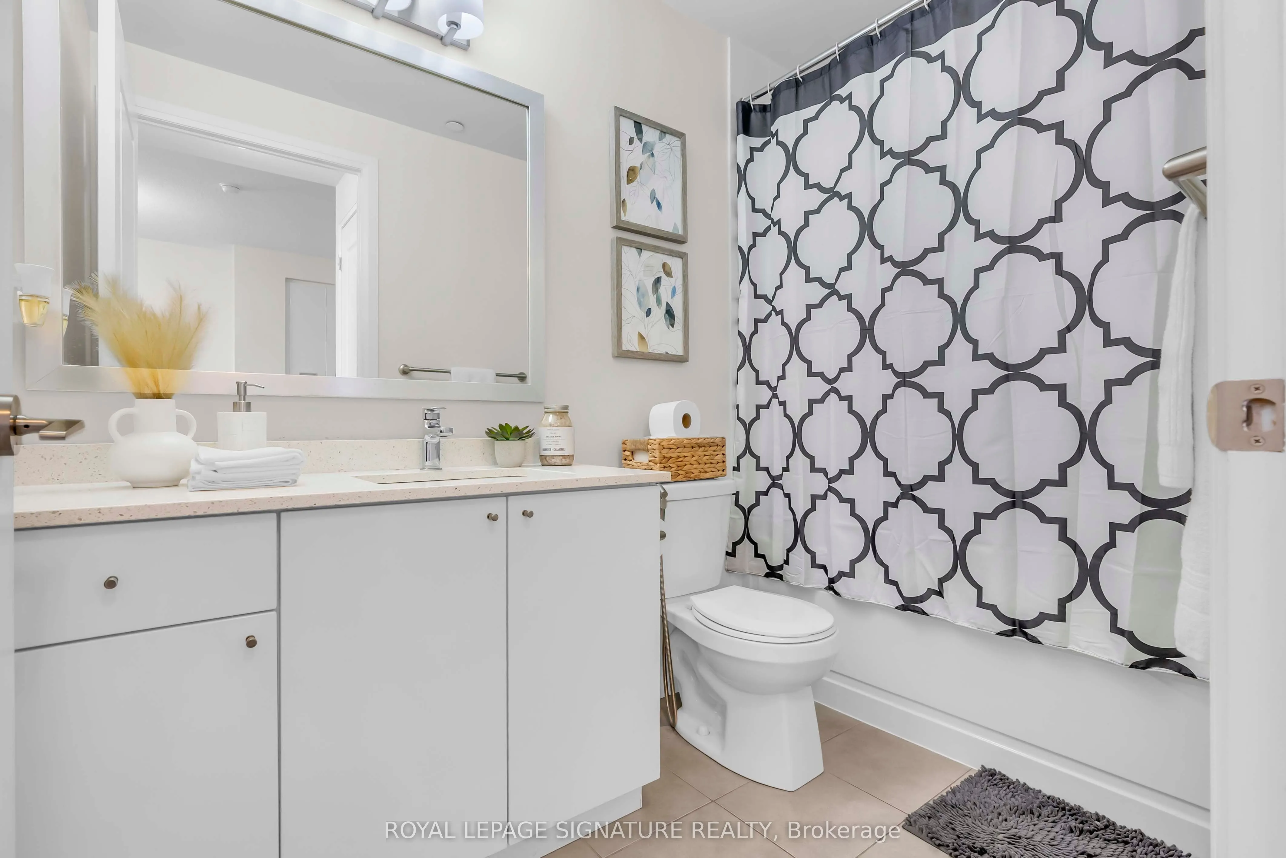 5033 Four Springs Avenue, #1811
