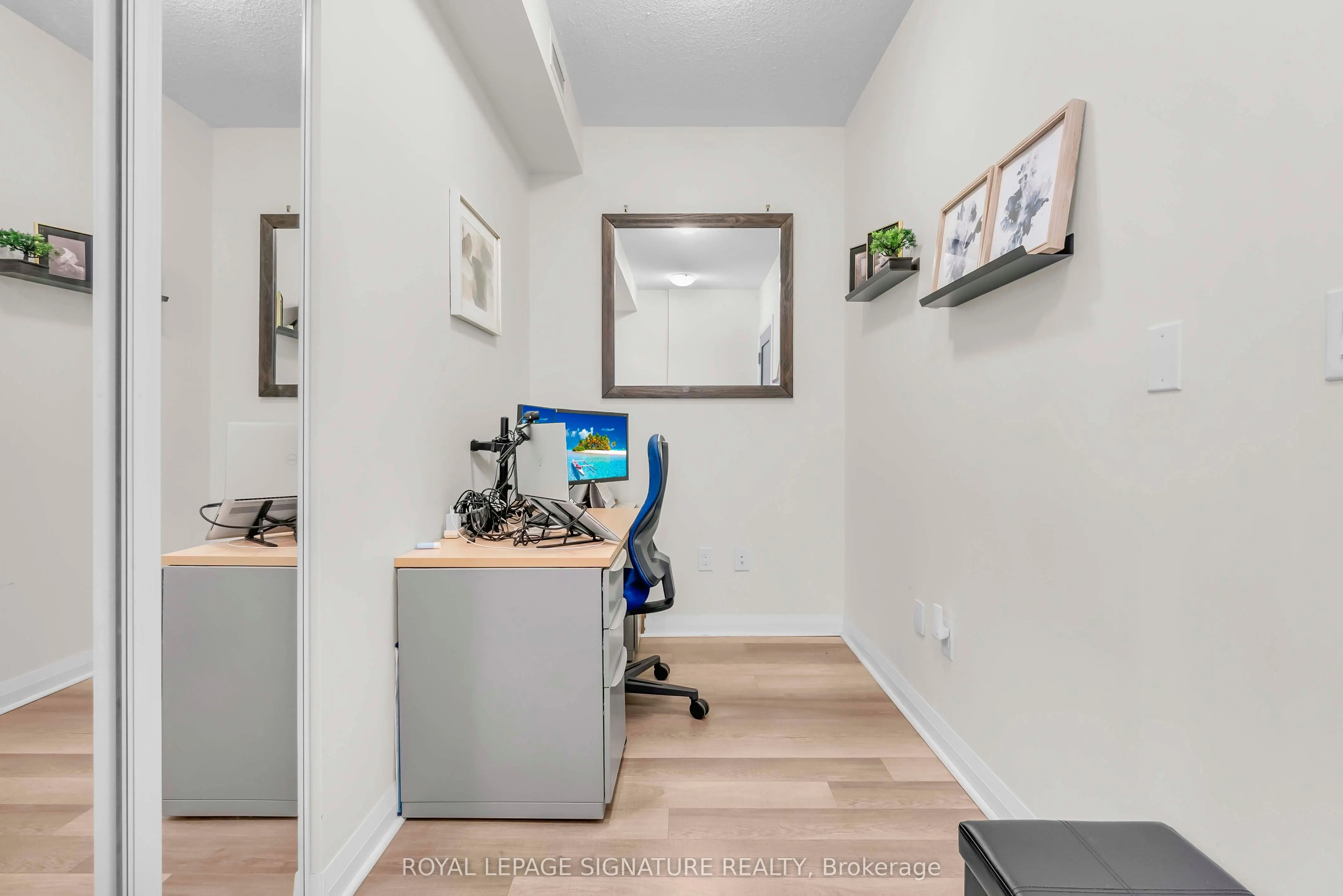 5033 Four Springs Avenue, #1811