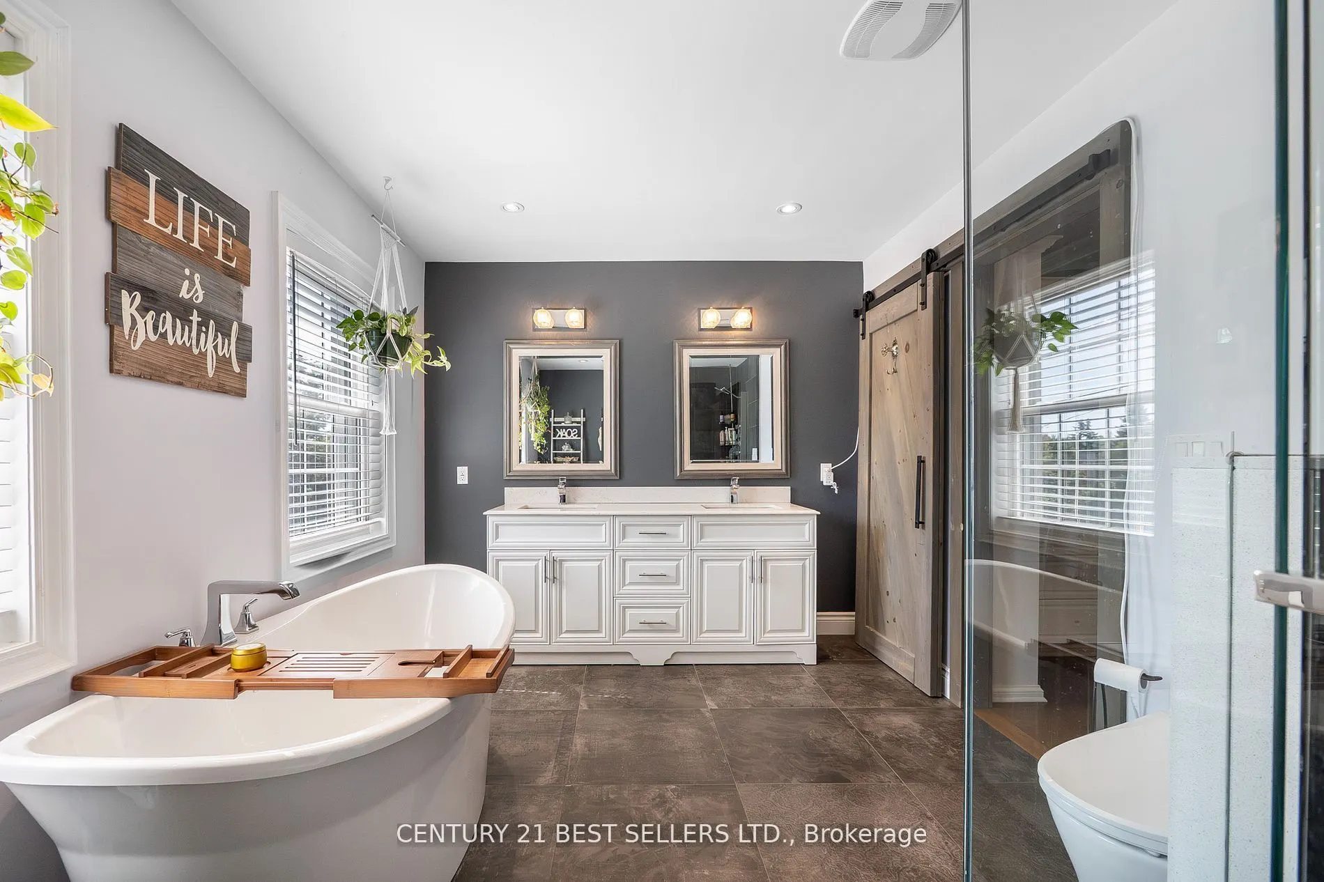 28 Wingrove Hill