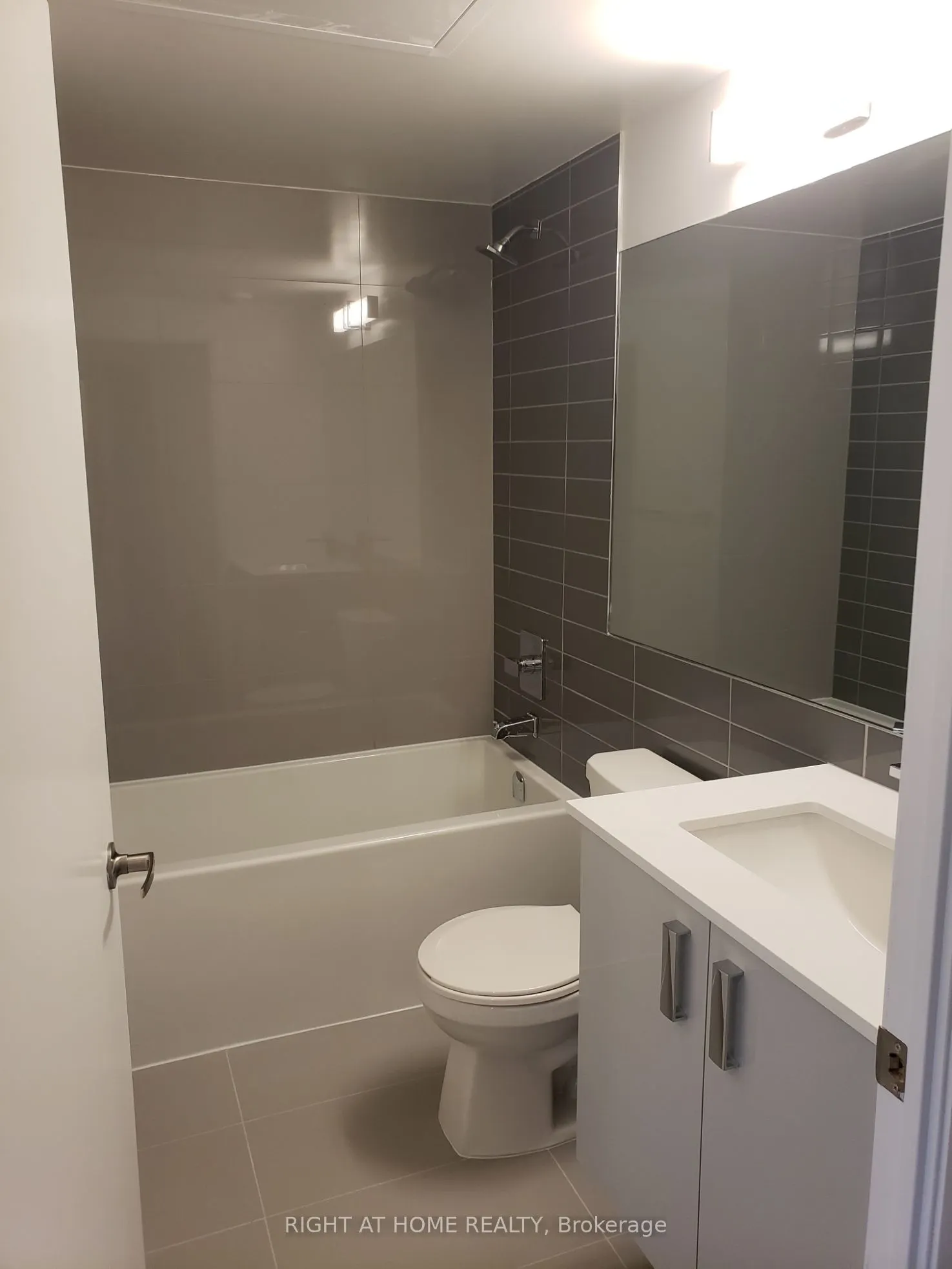 30 Gibbs Road, #3002