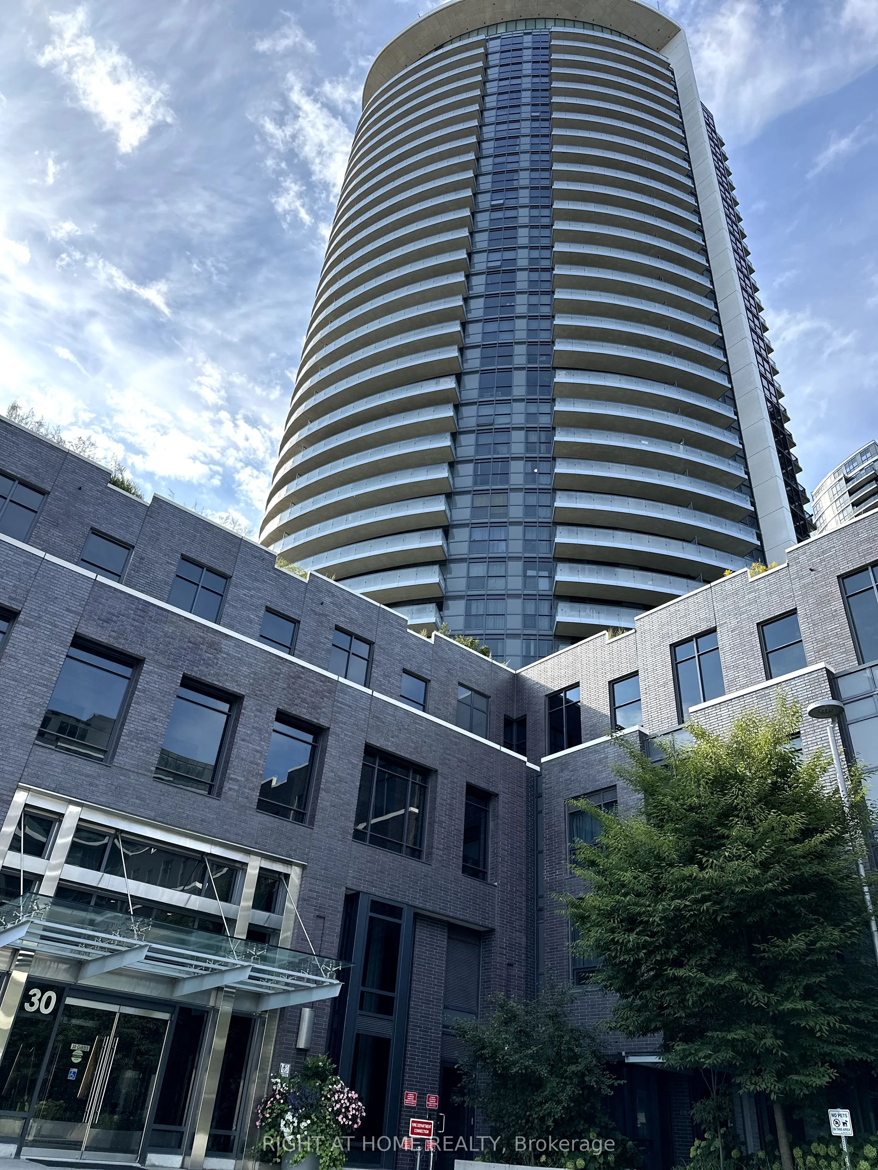 30 Gibbs Road, #3002