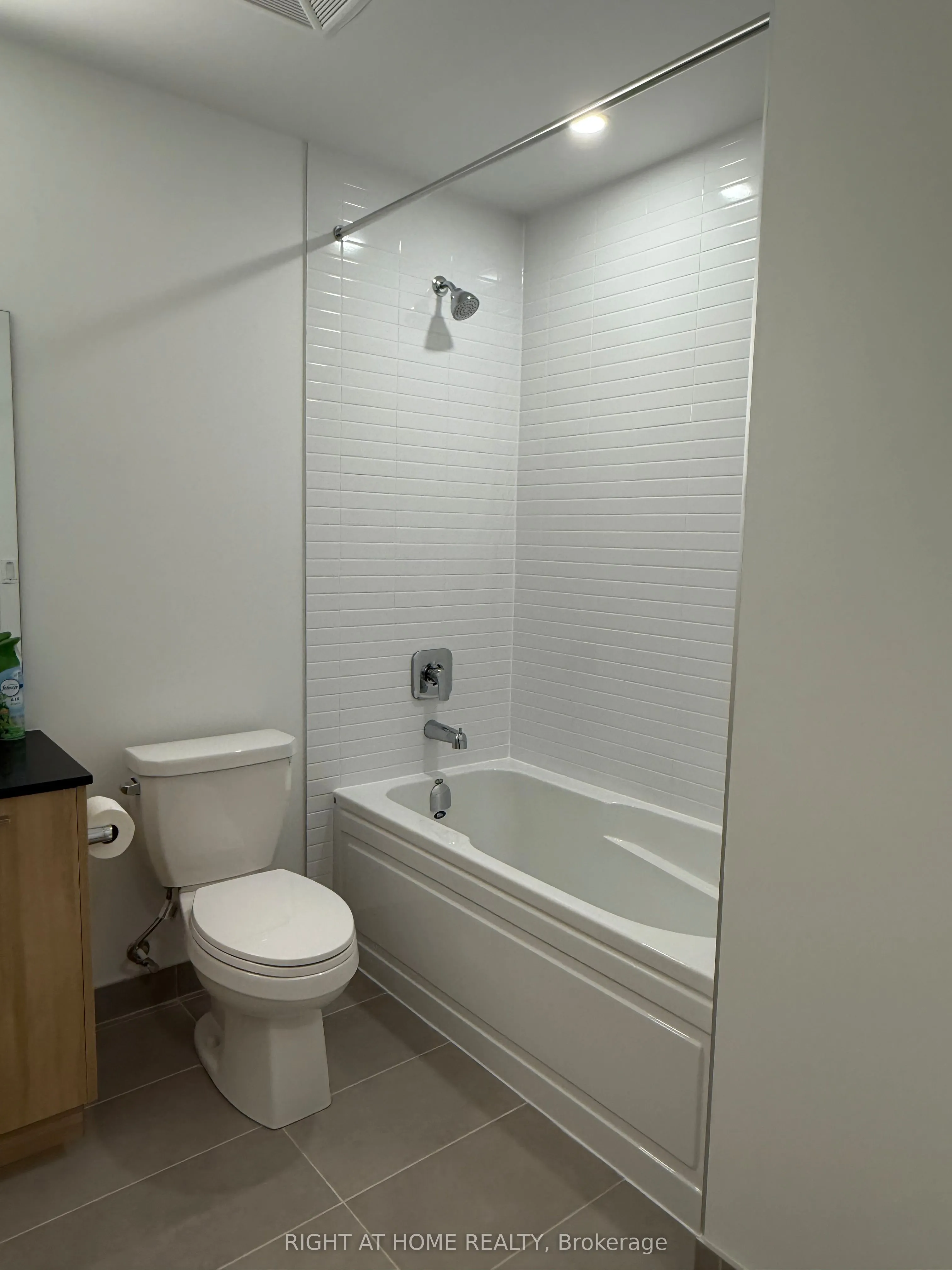 3250 Carding Mill Trail, #101