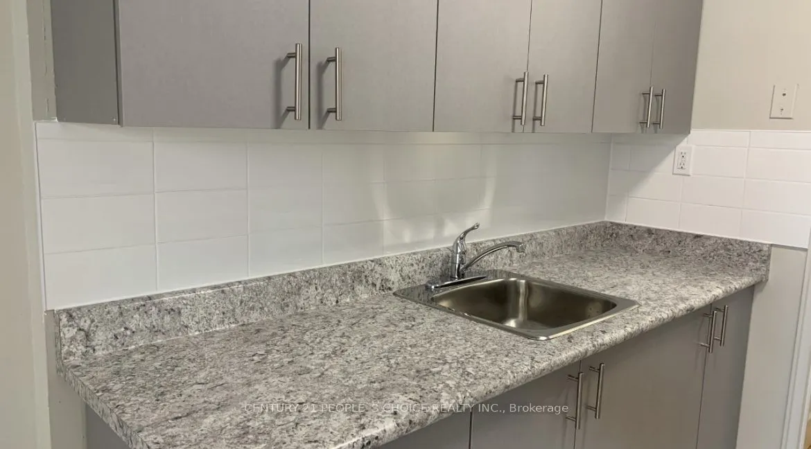 52 Park Street E, #307