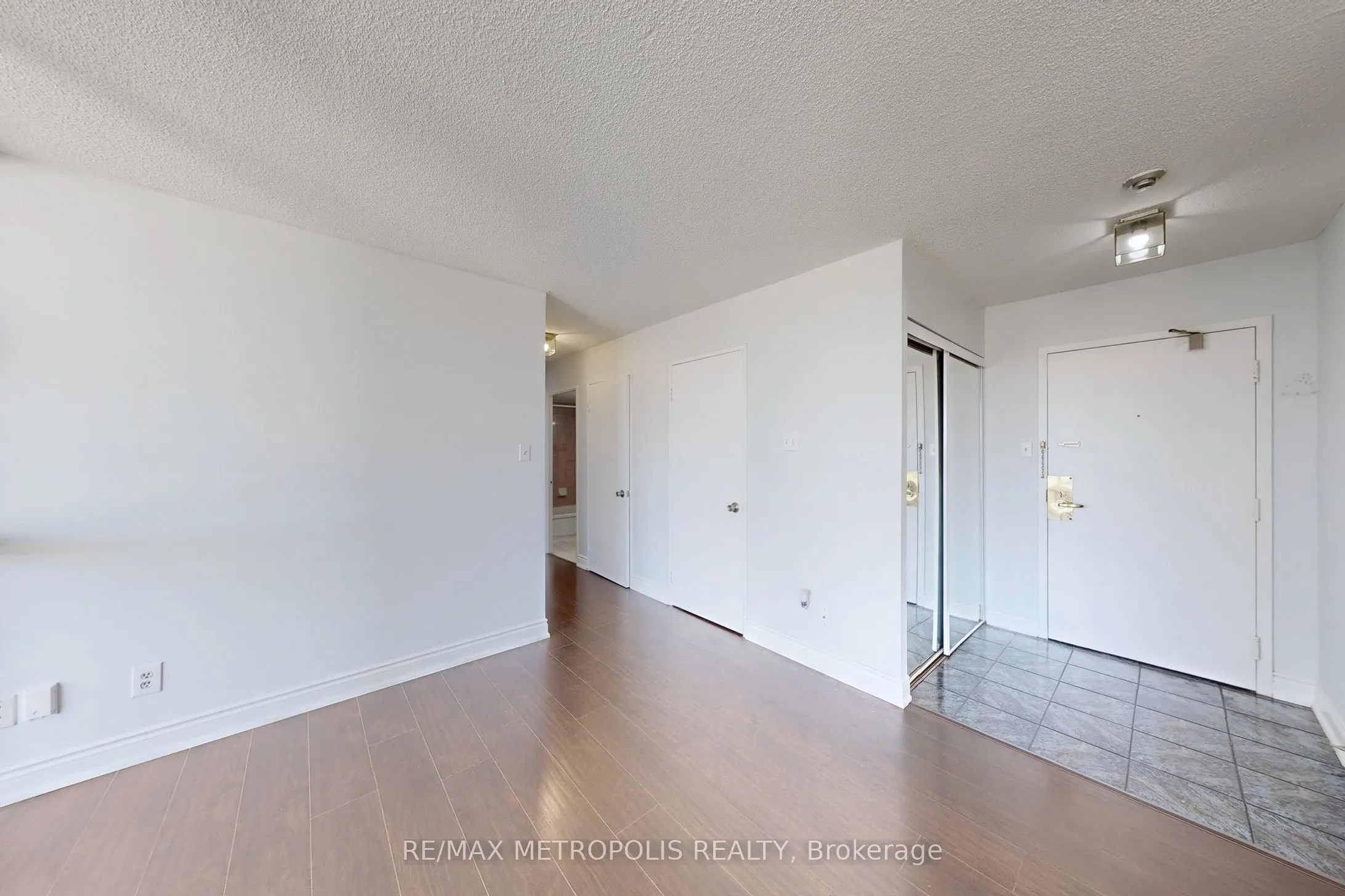 2901 Kipling Avenue, #606