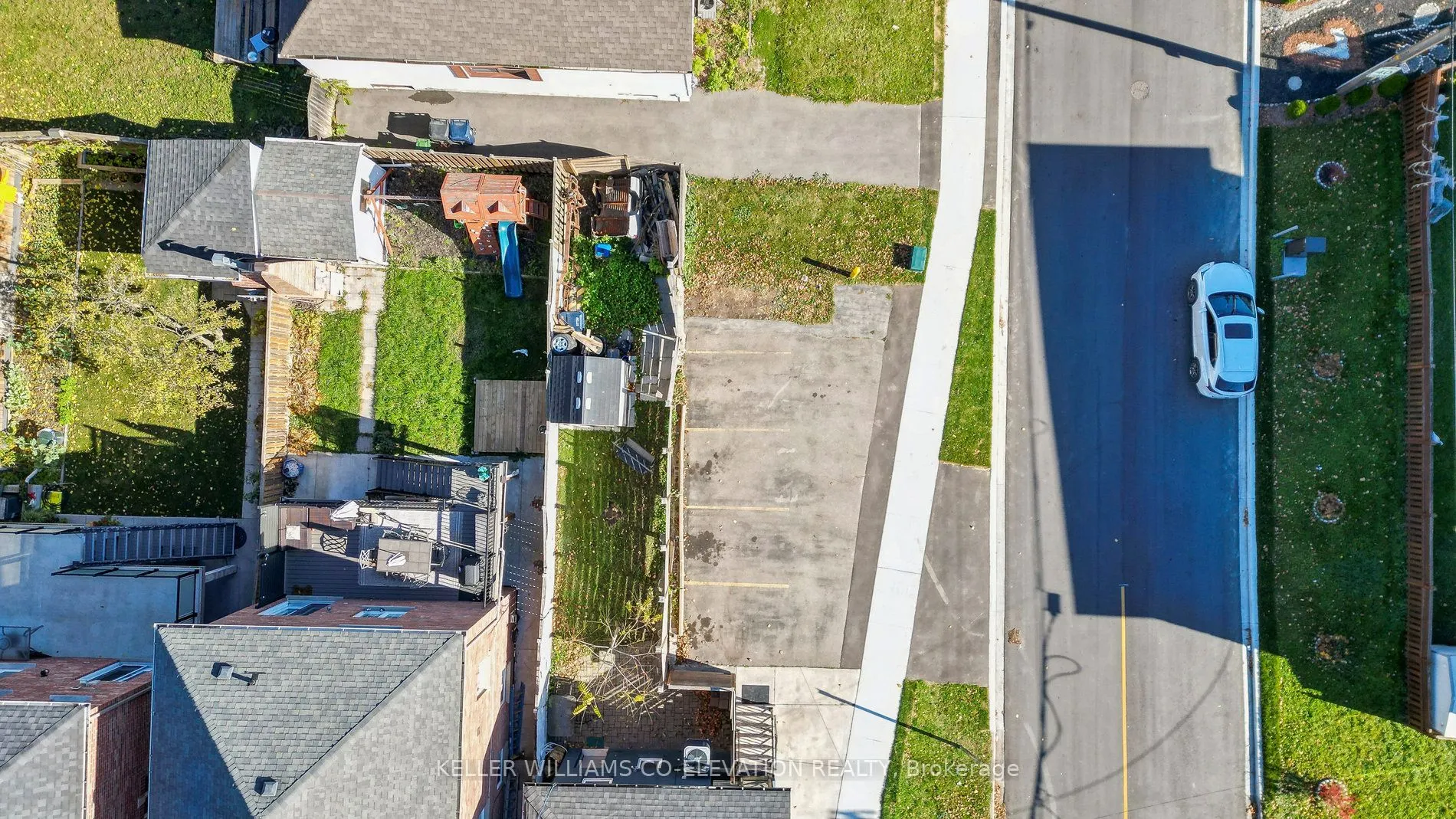 681 Scarlett Road, #Upper Level