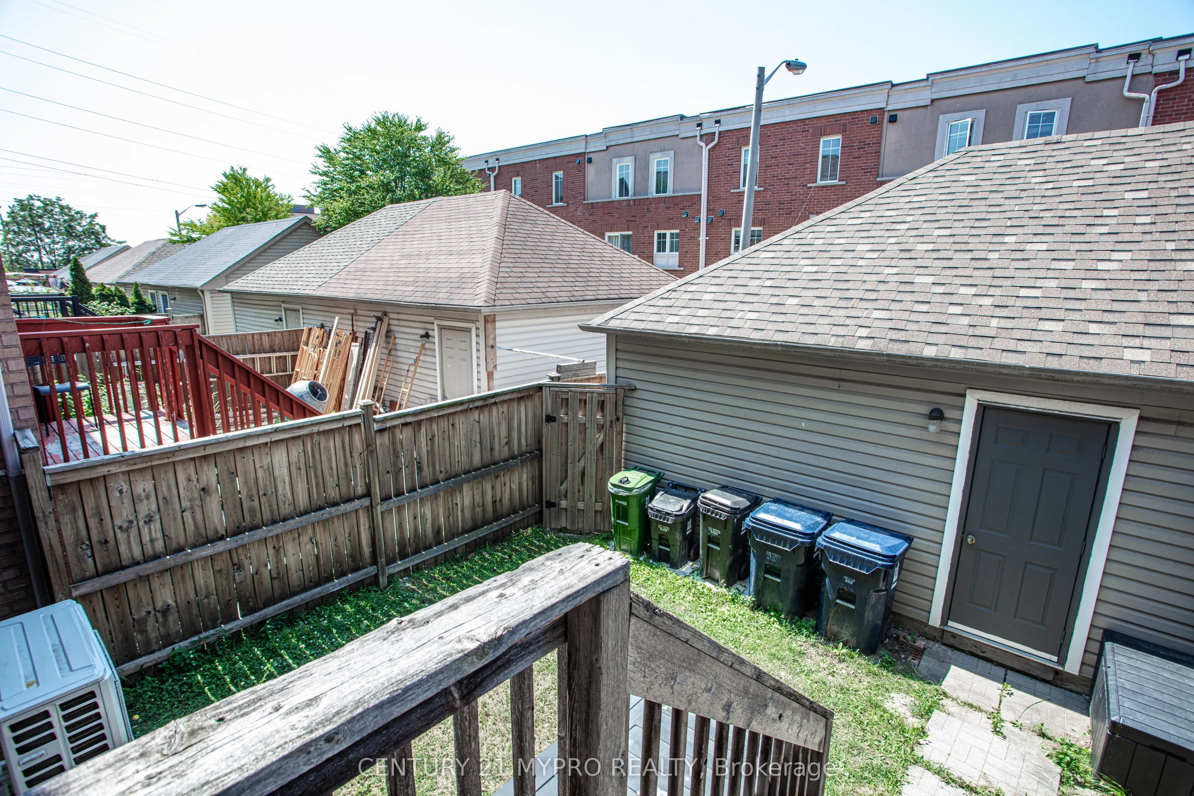 22 Mansur Terrace
