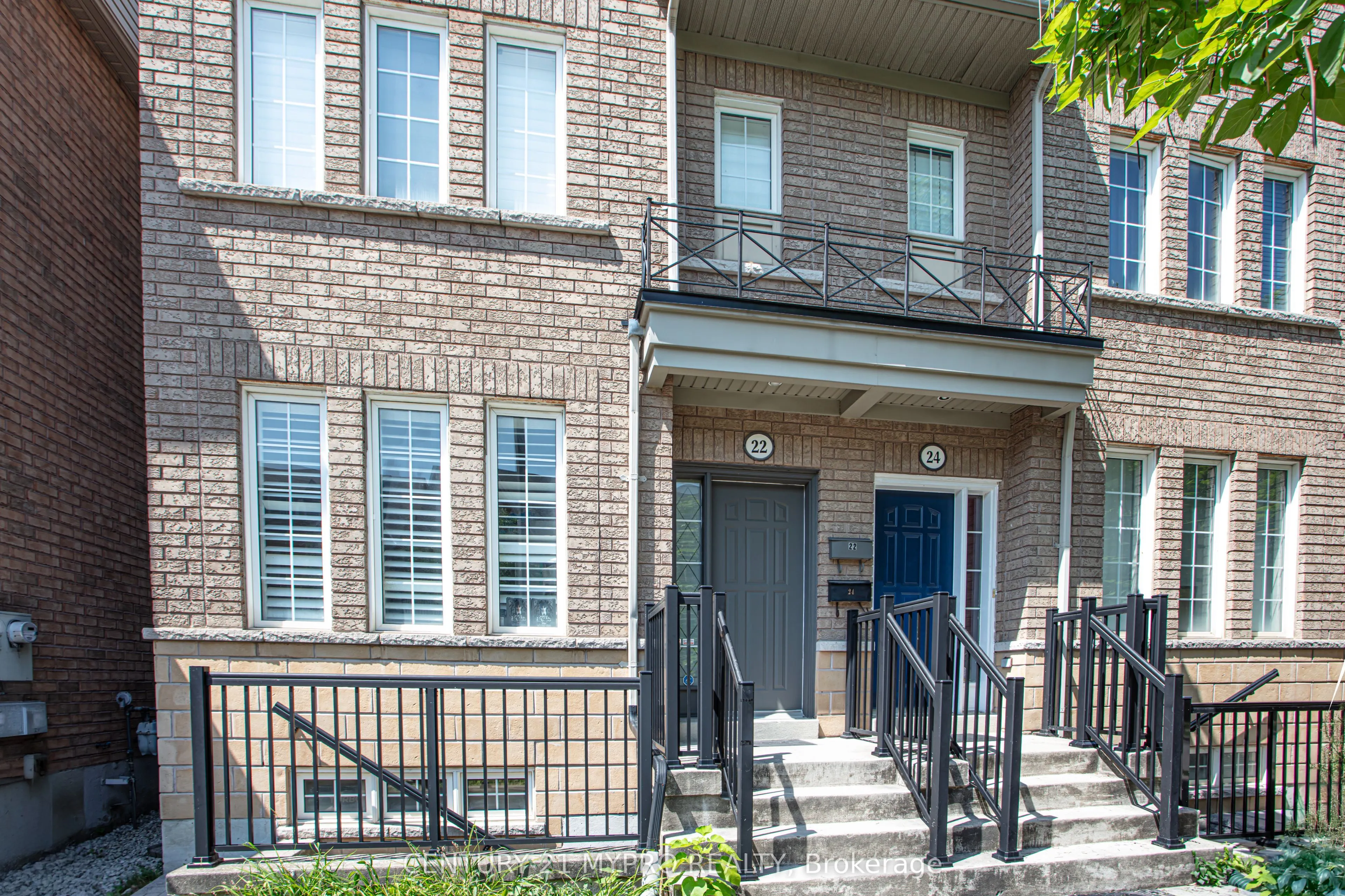 22 Mansur Terrace