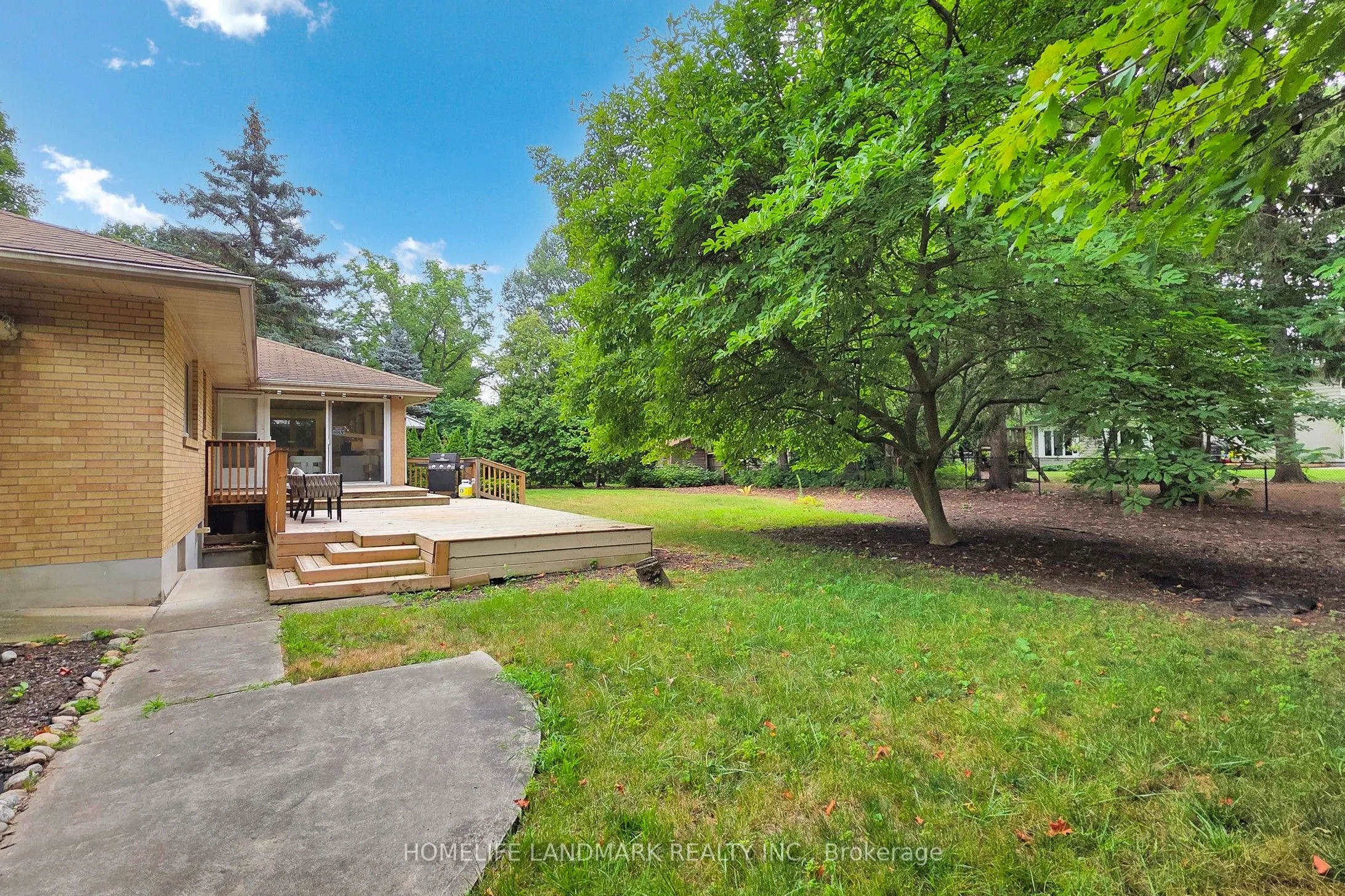 456 Chamberlain Lane