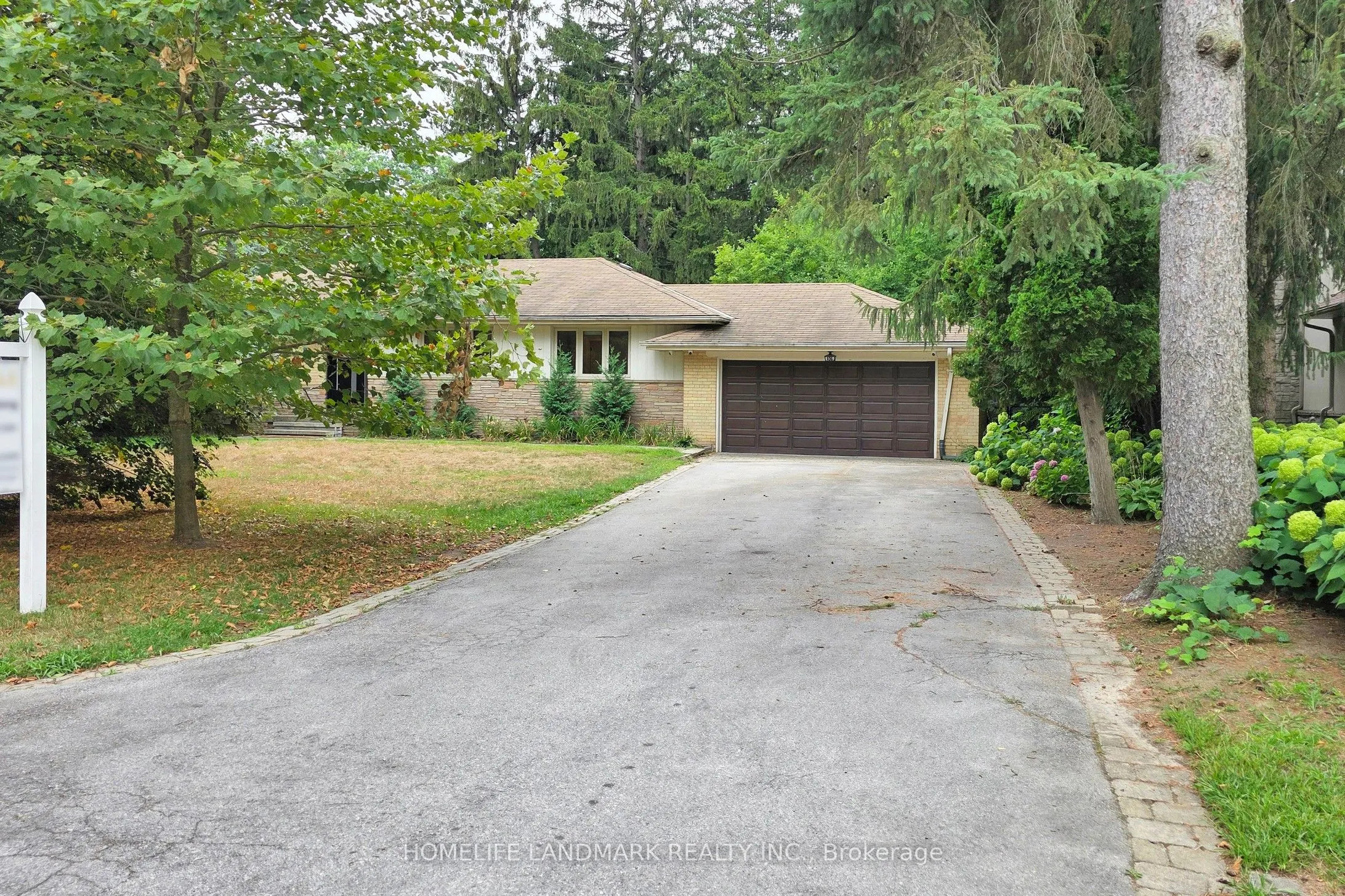456 Chamberlain Lane
