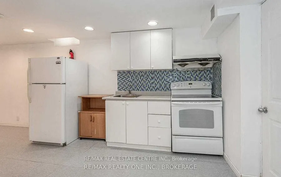 1051 Blizzard Road, #Upper