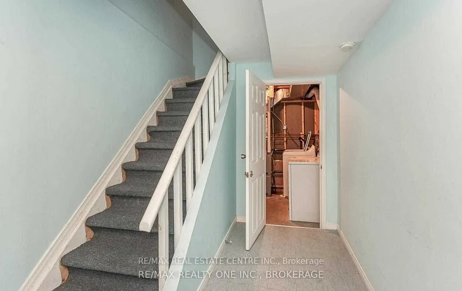 1051 Blizzard Road, #Upper