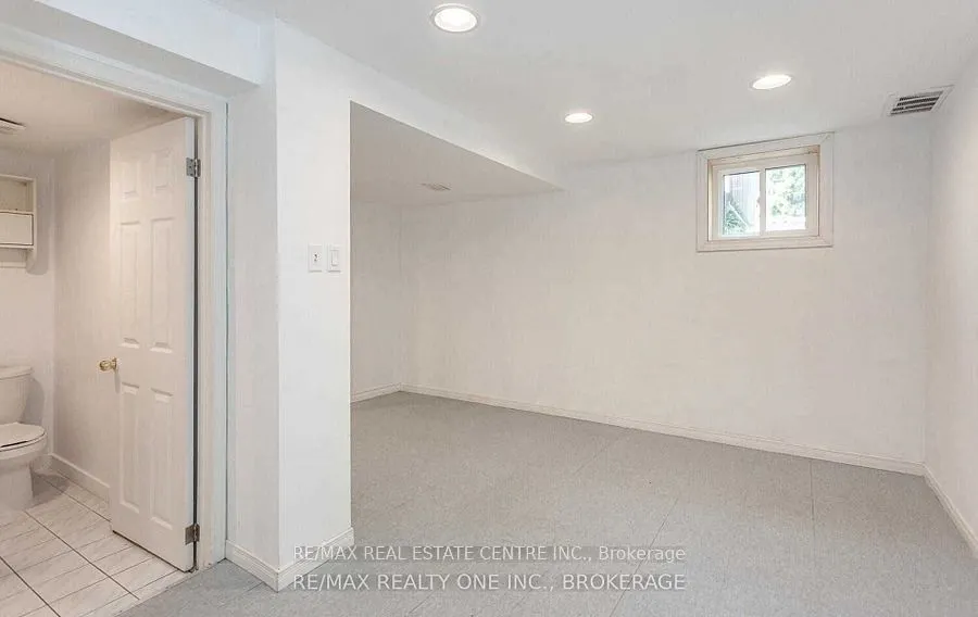 1051 Blizzard Road, #Upper