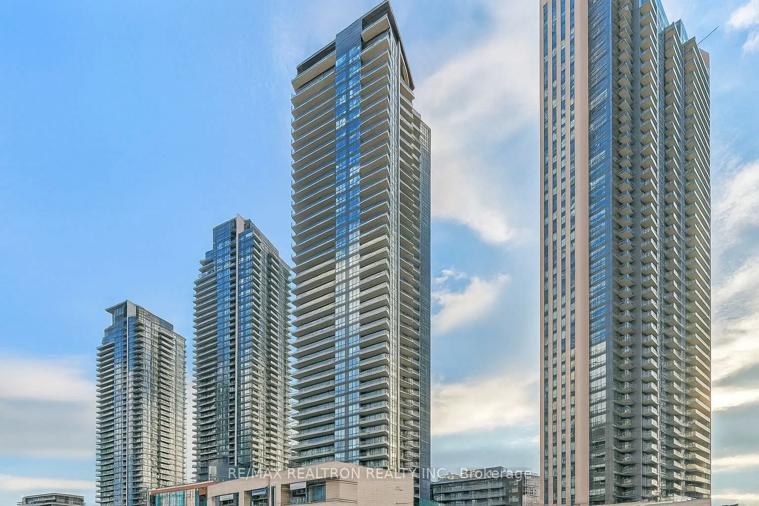 10 Park Lawn Road, #614