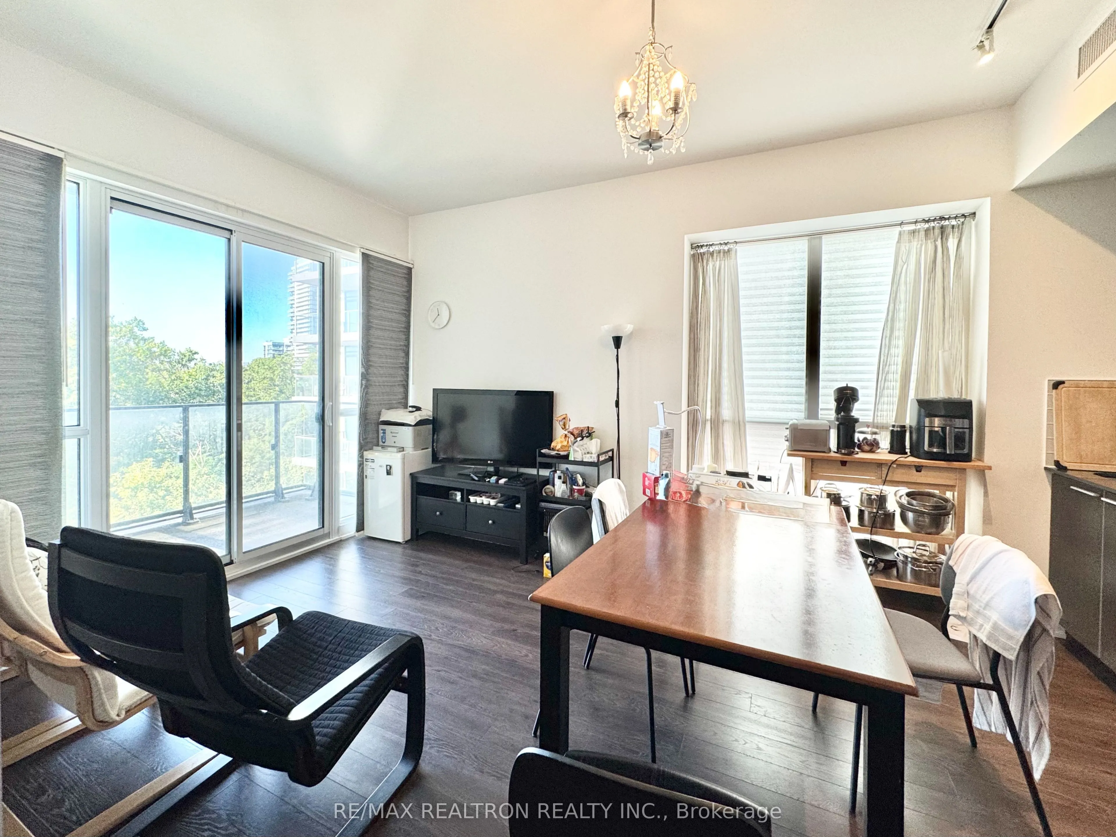 10 Park Lawn Road, #614