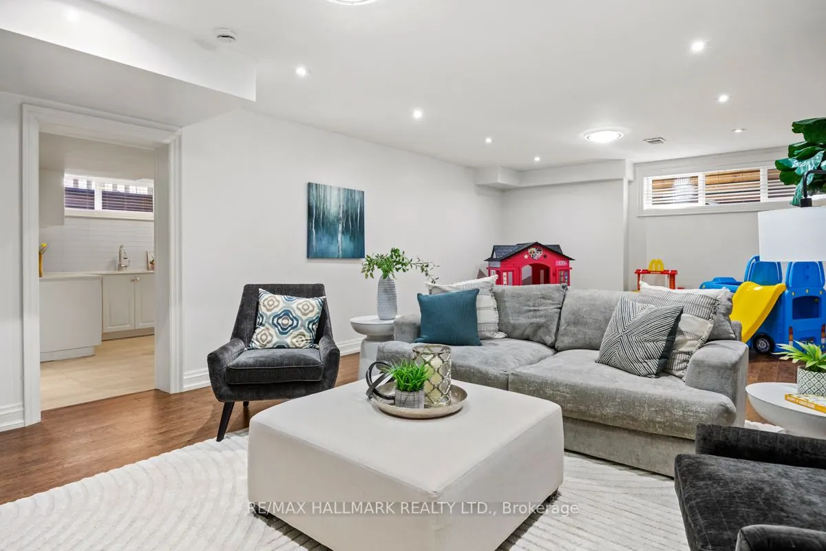 14 Ballantyne Court