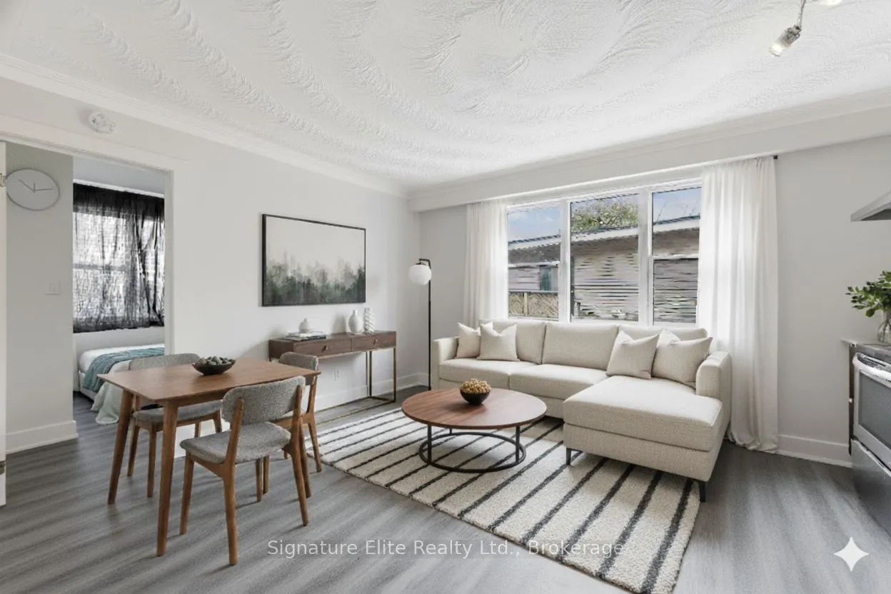 112 Alder Crescent, #302