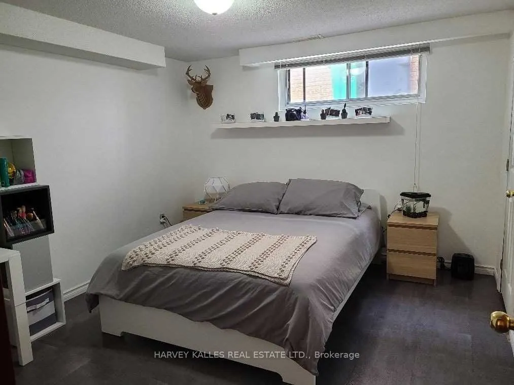 2379 Hensall Street, #Lower