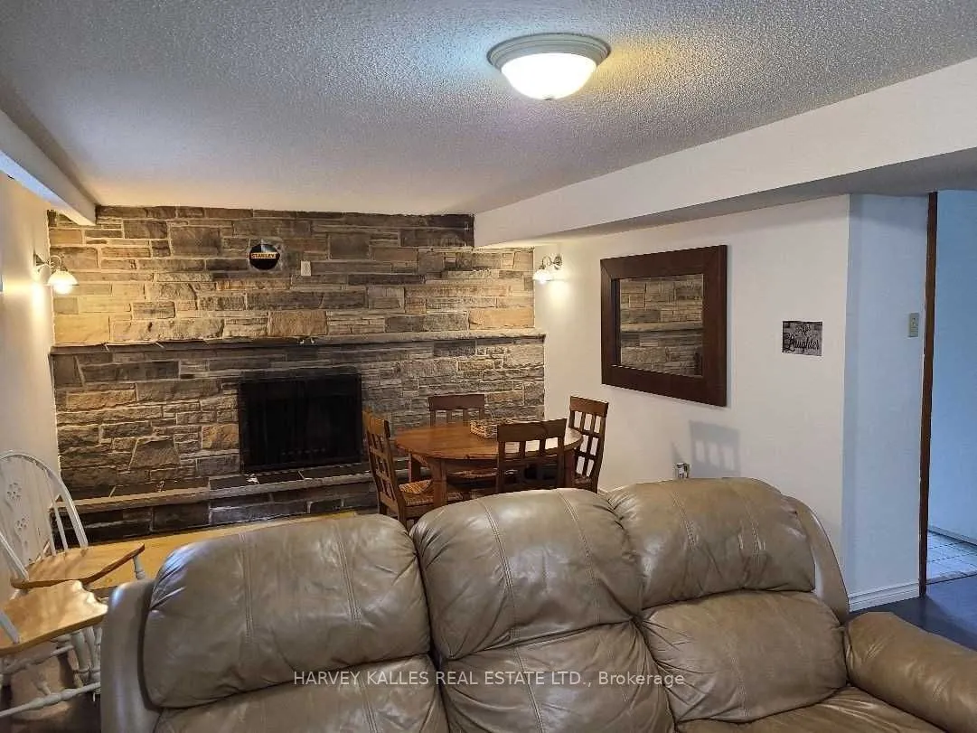 2379 Hensall Street, #Lower