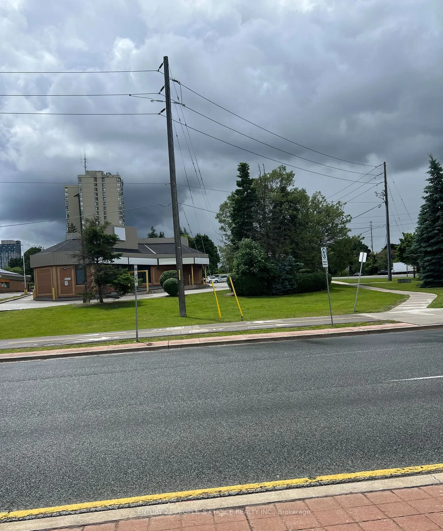 16 Lisa Street, #Unit 1