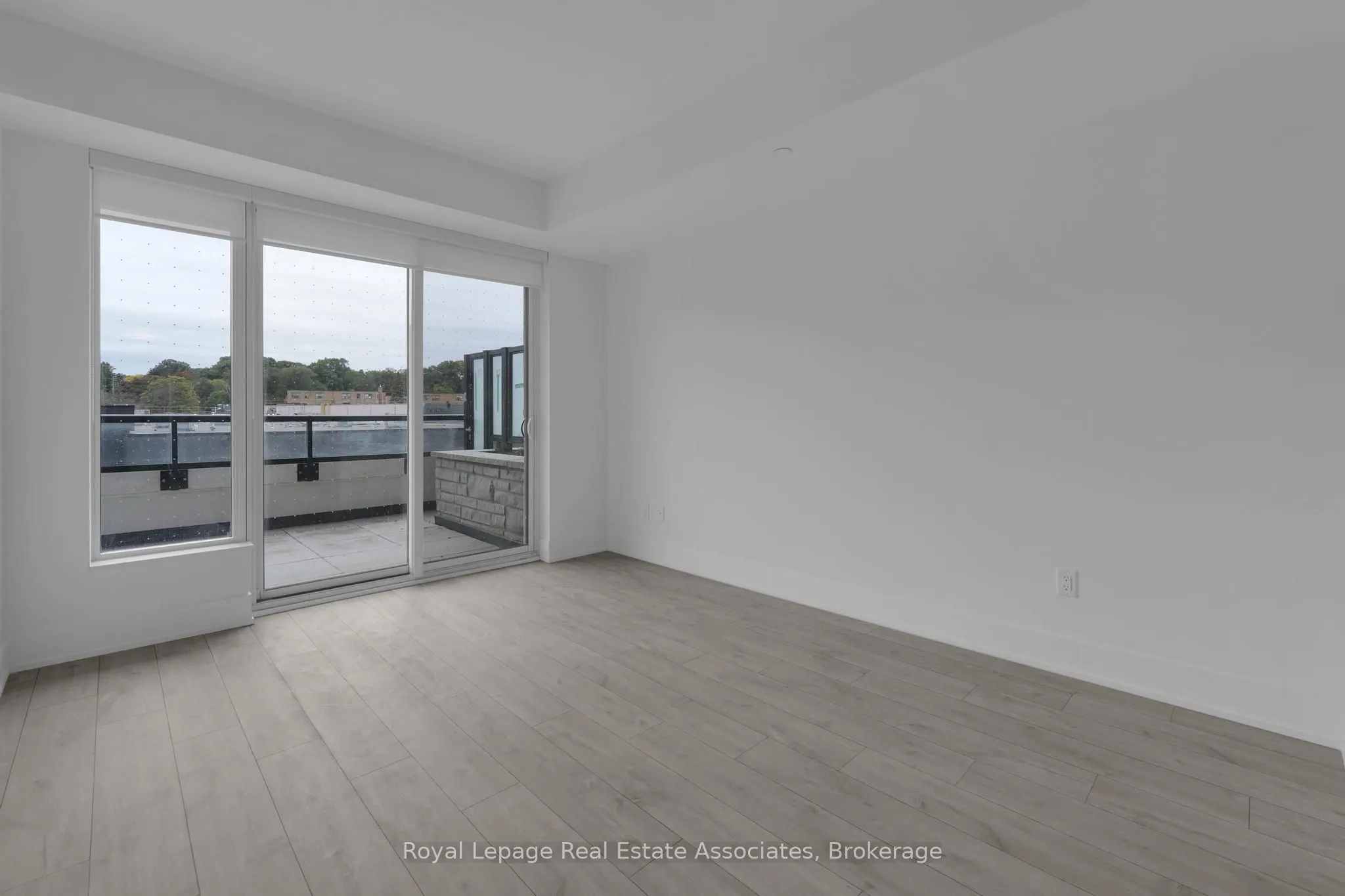 259 The Kingsway, #214
