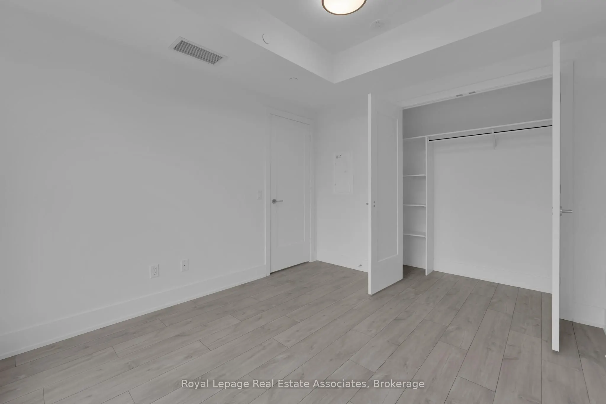 259 The Kingsway, #214