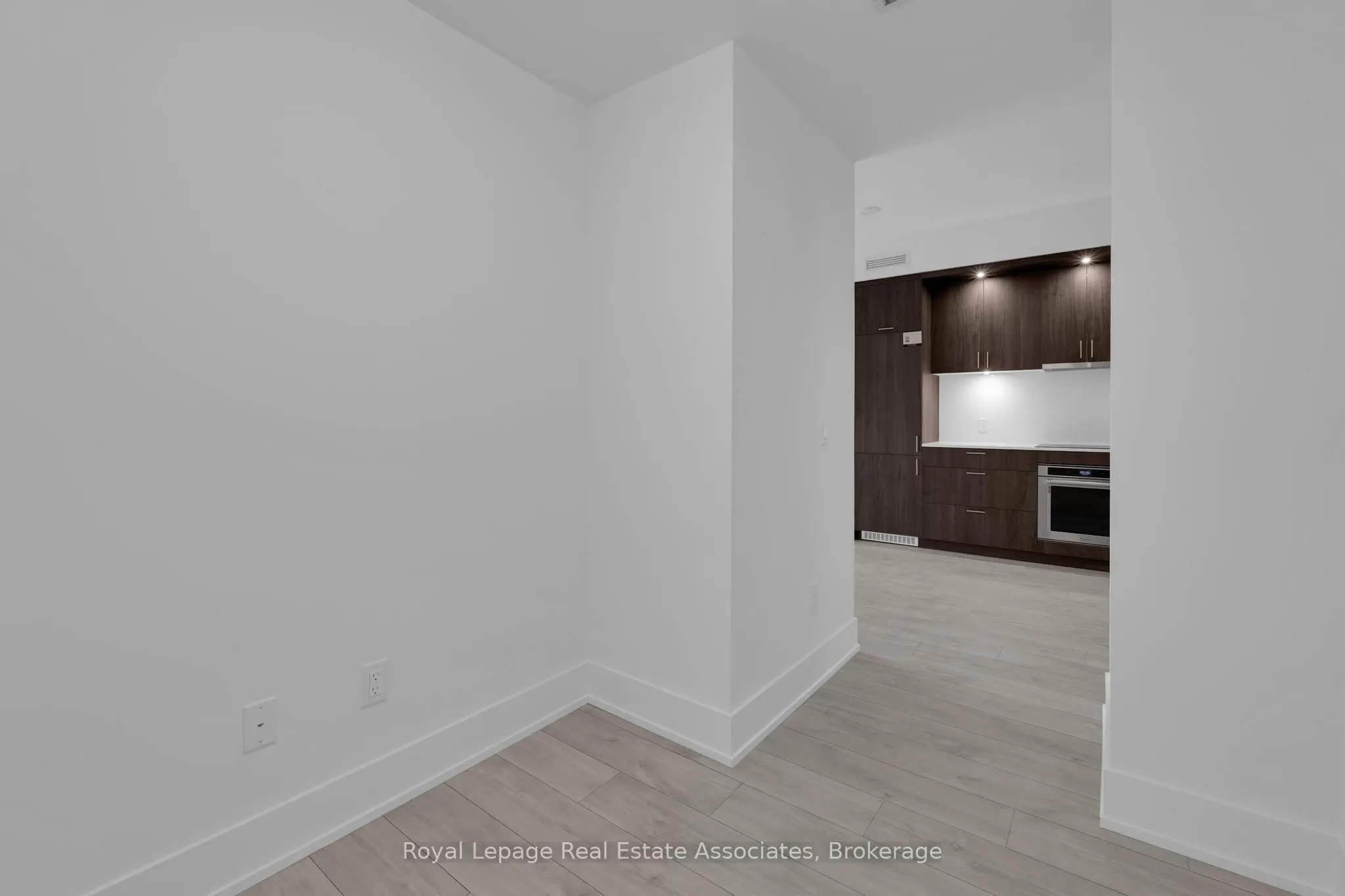 259 The Kingsway, #214