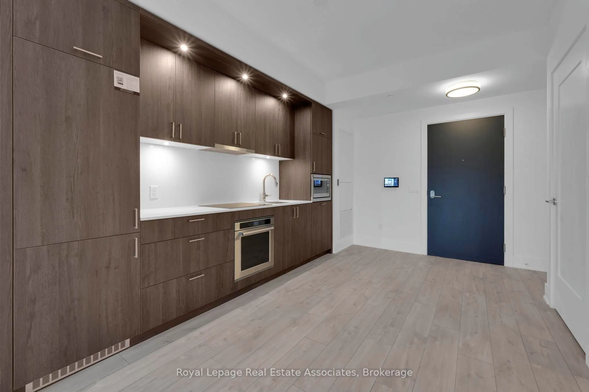 259 The Kingsway, #214